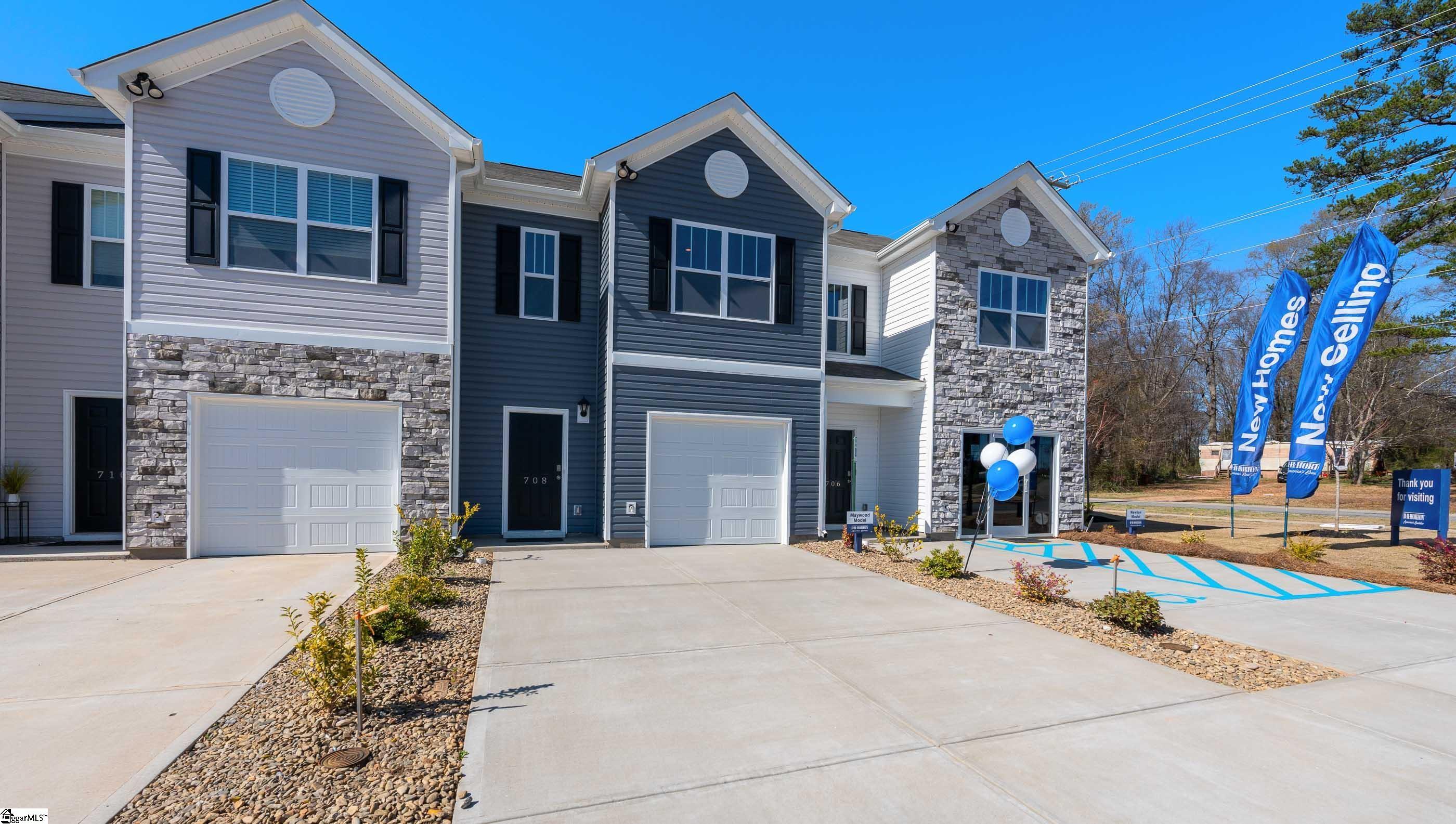 708 Embark Circle Greer, SC 29651
