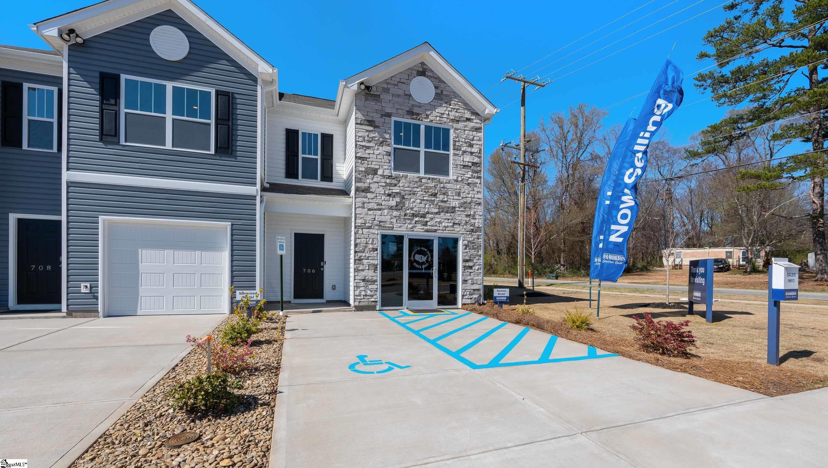 706 Embark Circle Greer, SC 29651