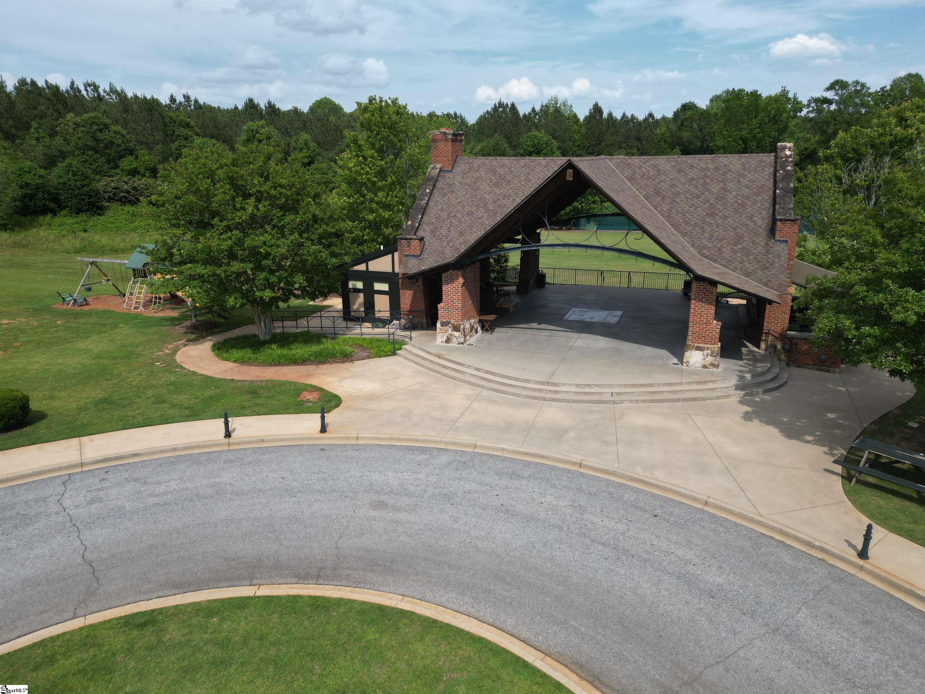 18 Cushing Street Piedmont, SC 29673