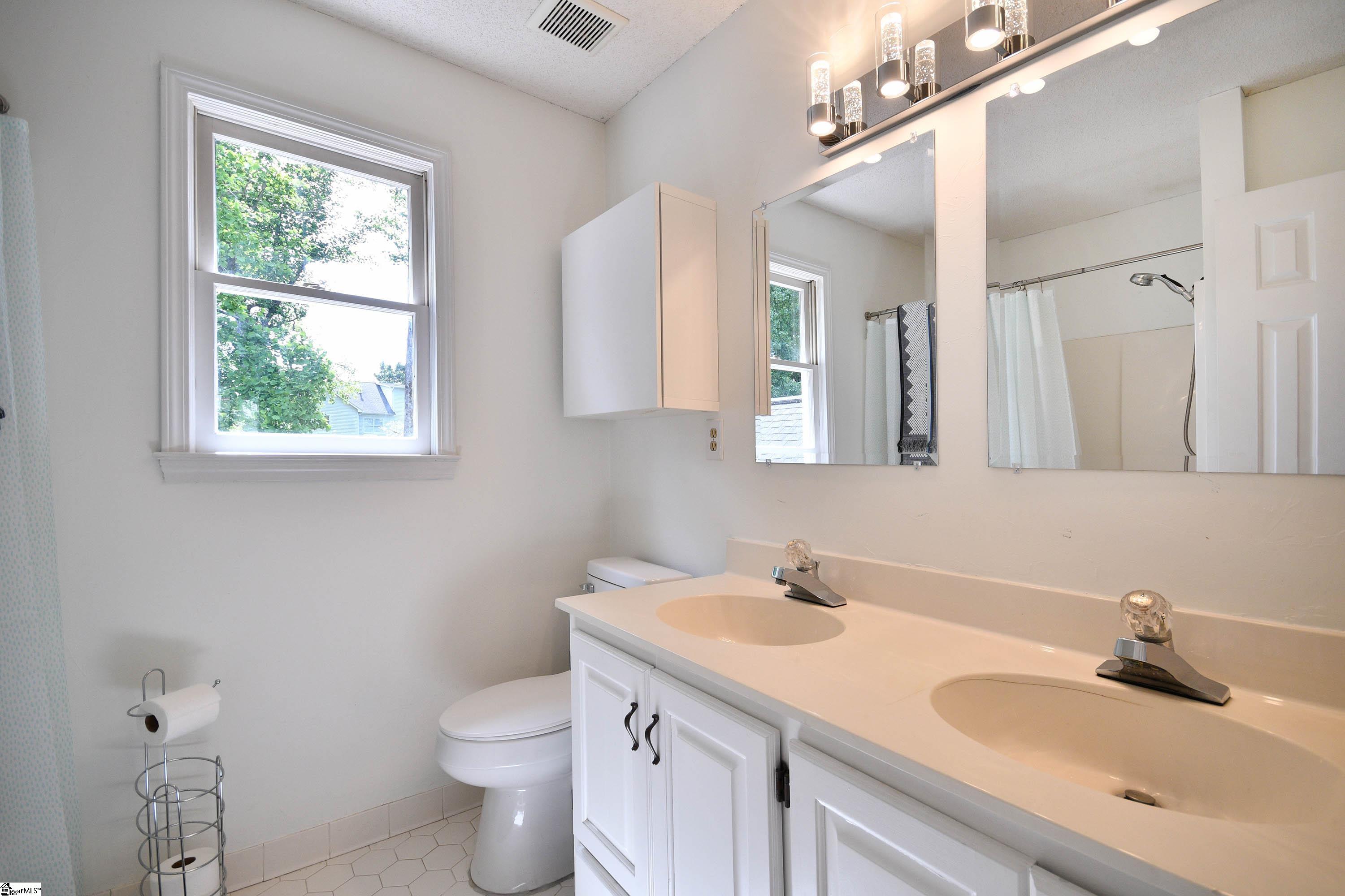 210 Cross Field Road Greenville, SC 29607