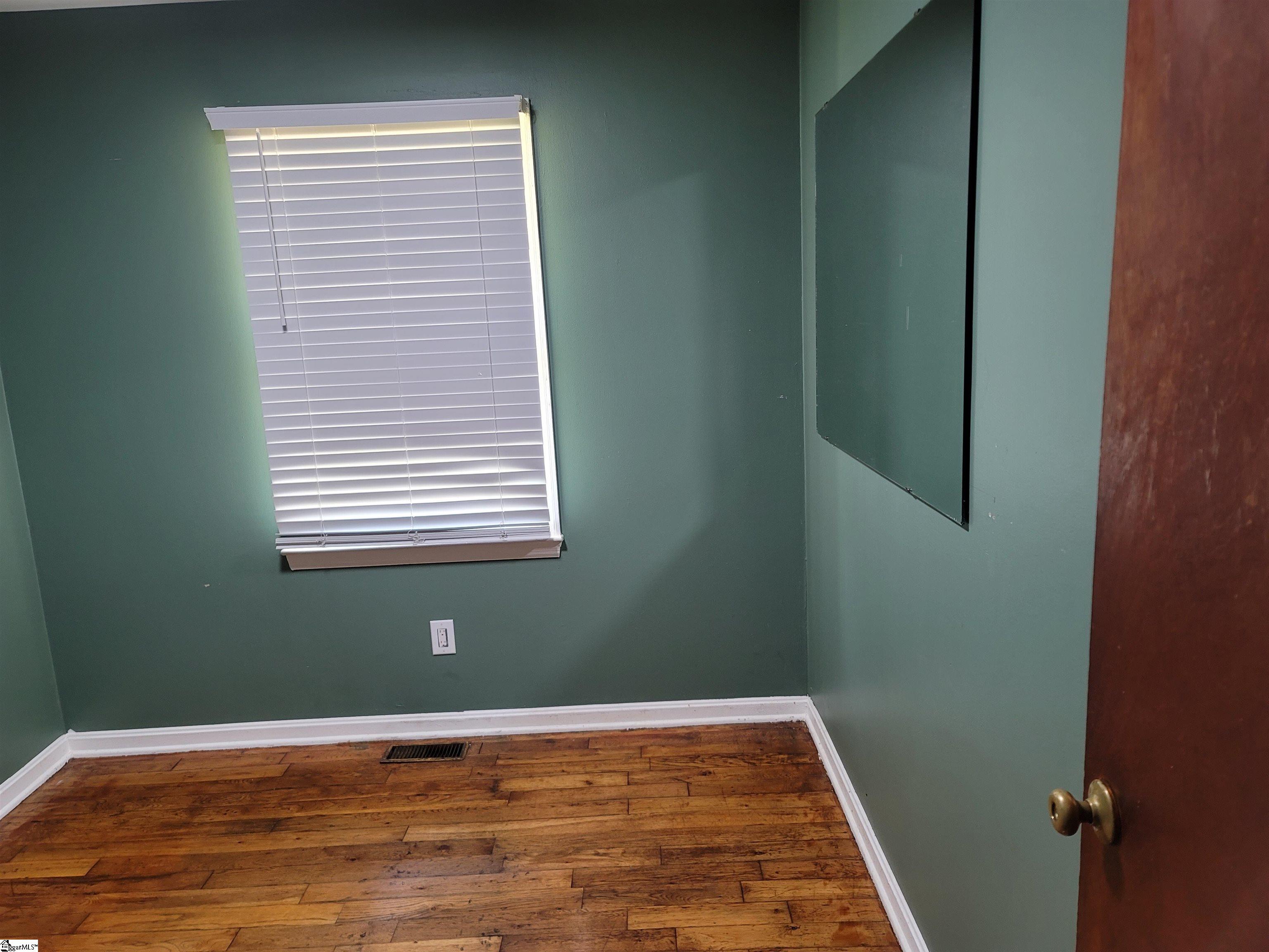 413 Barclay Avenue Gaffney, SC 29340