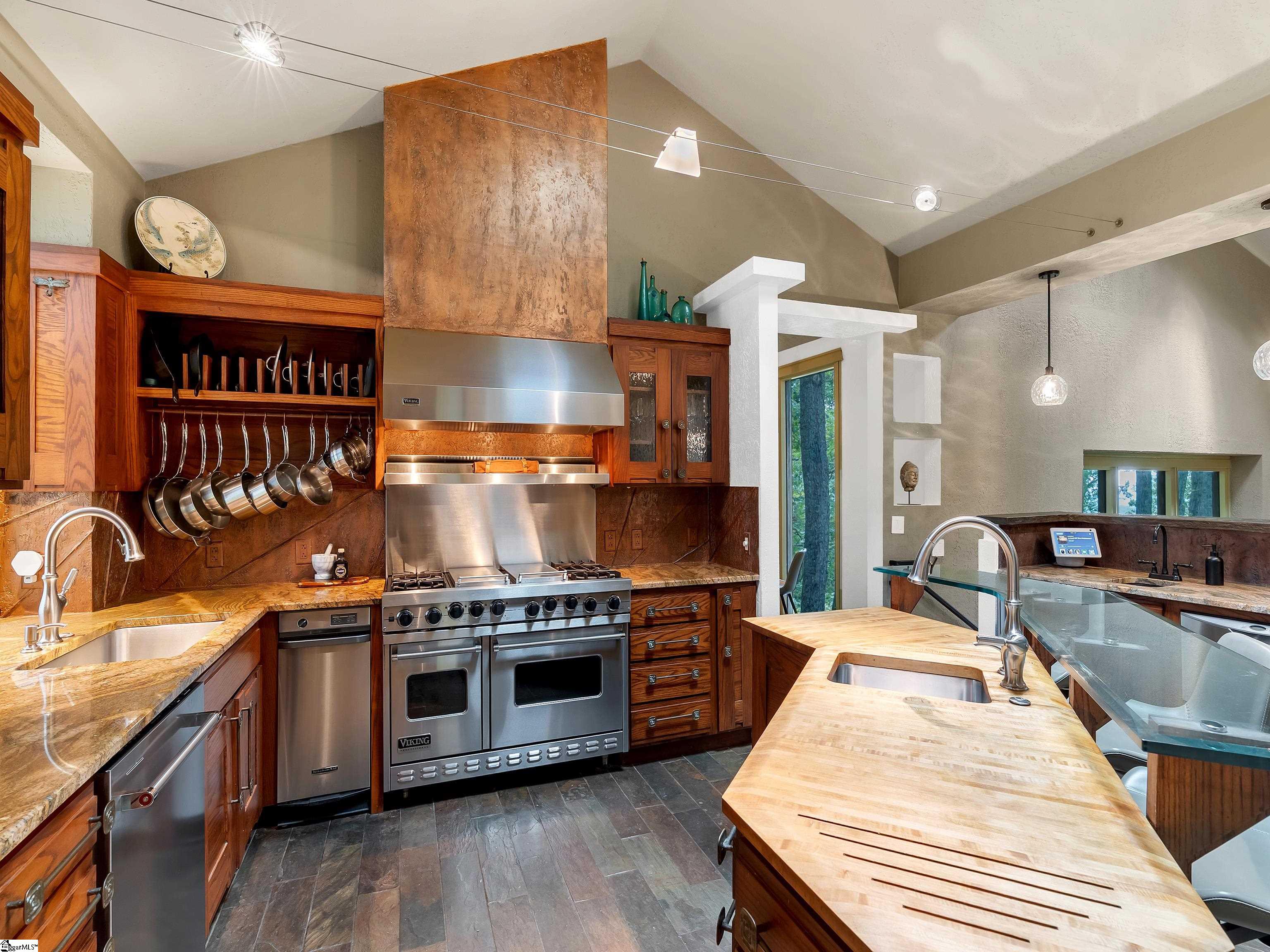 19 Moonshine Falls Trail Landrum, SC 29356