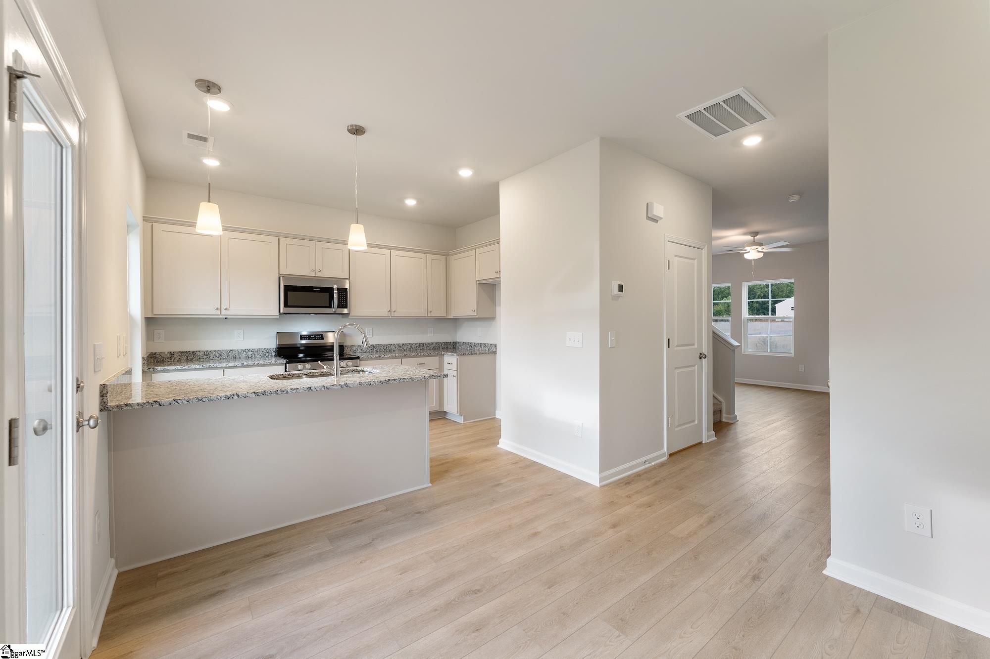 102 Denham Drive Taylors, SC 29687
