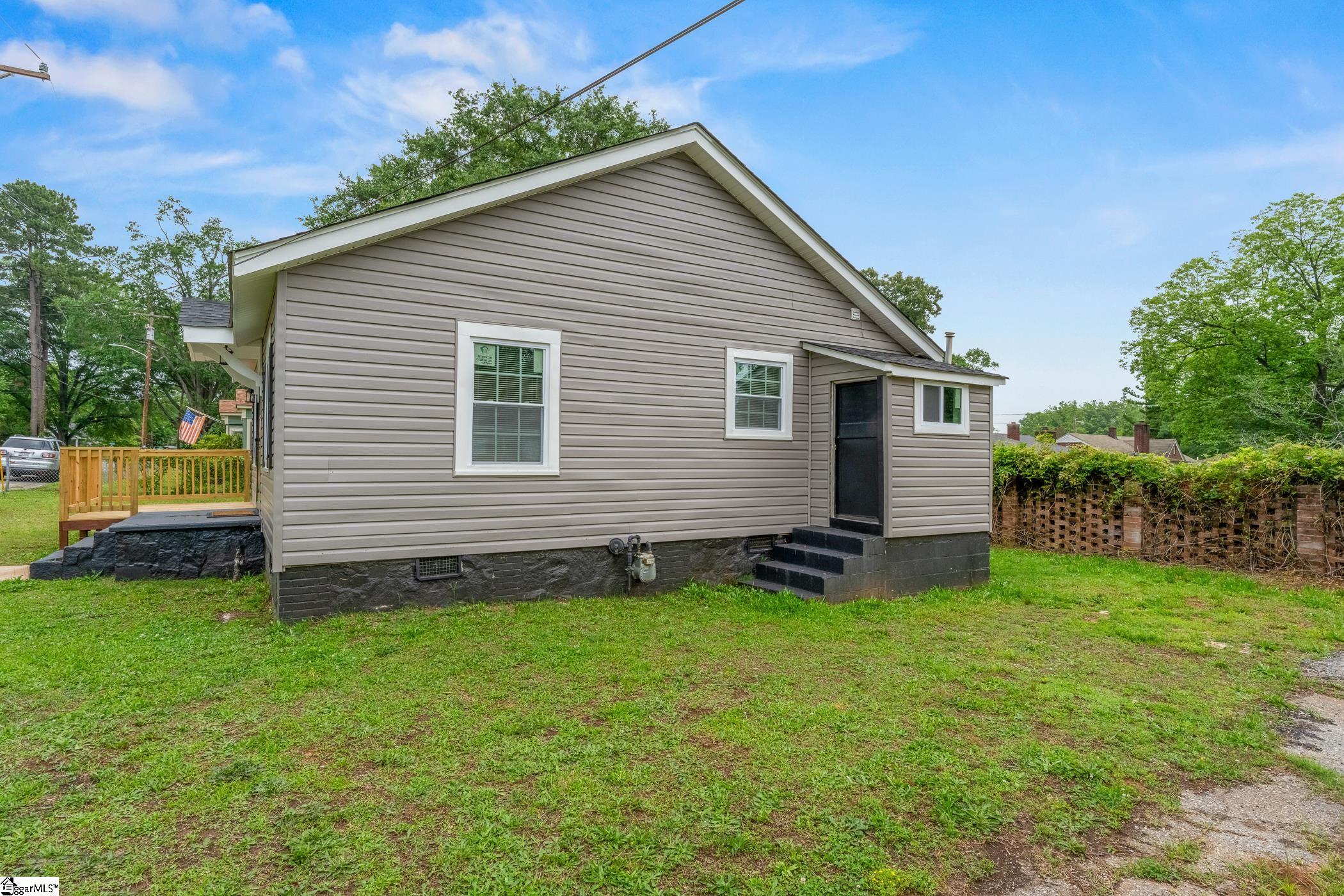 1818 Green Street Anderson, SC 29625