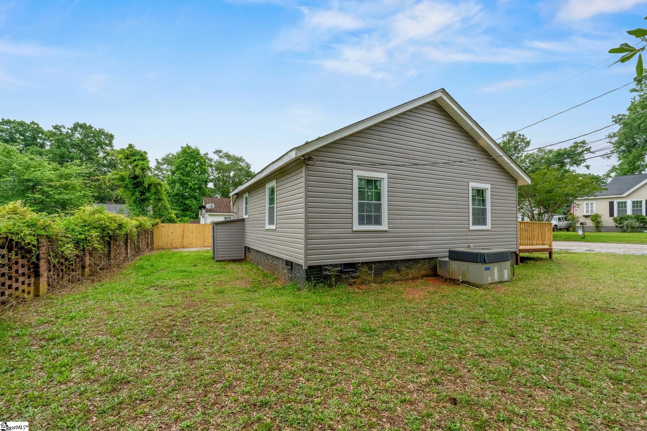 1818 Green Street Anderson, SC 29625
