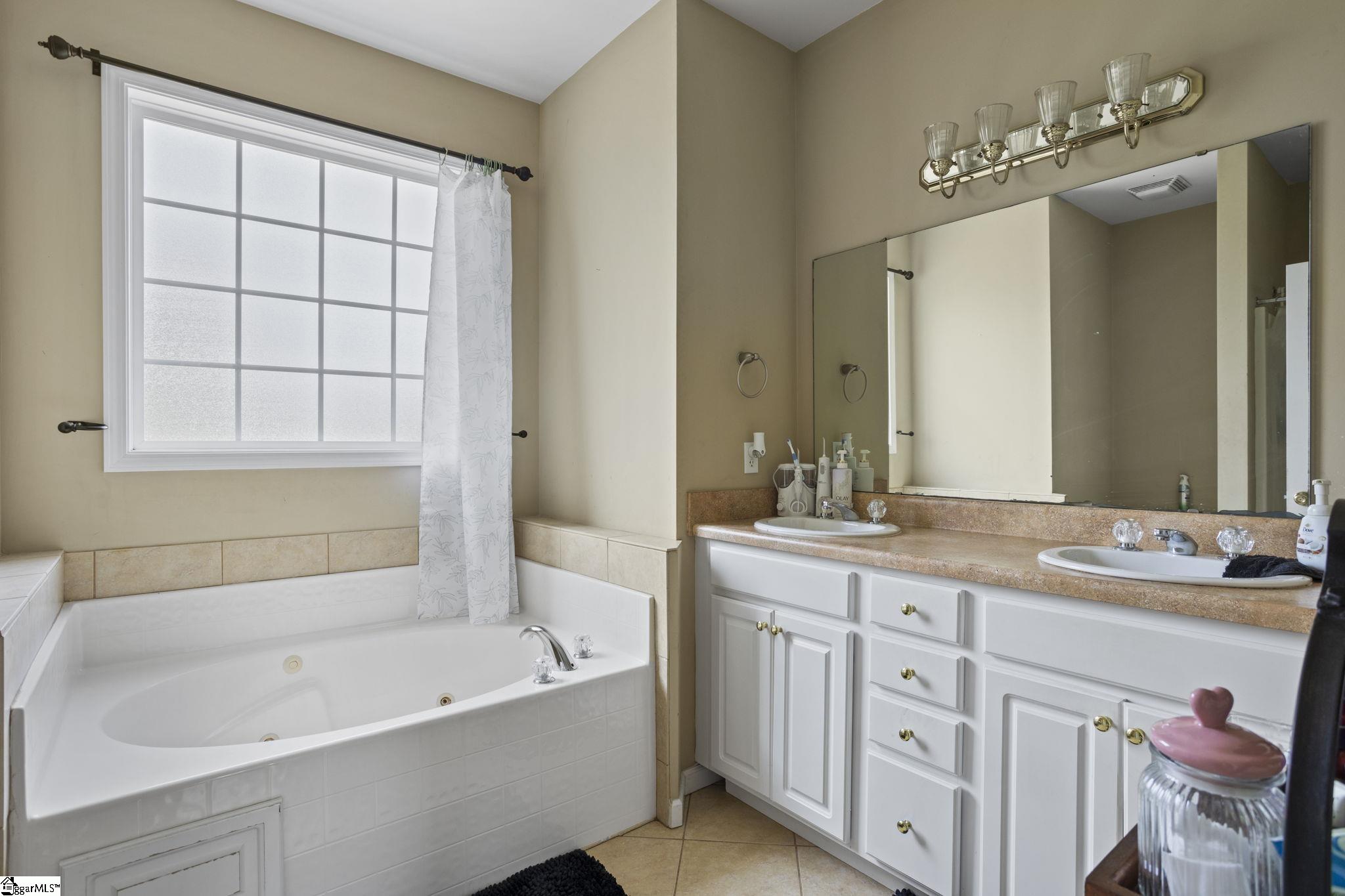 26 Glen Martin Lane Piedmont, SC 29673