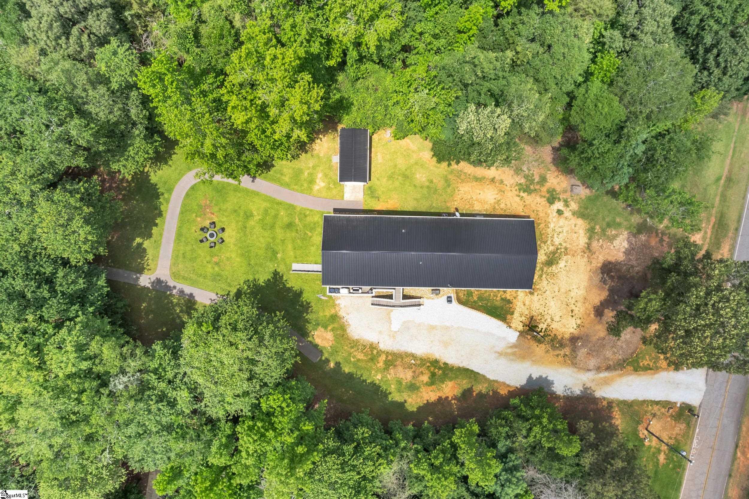47 Rabbit Run Hartwell, GA 30643