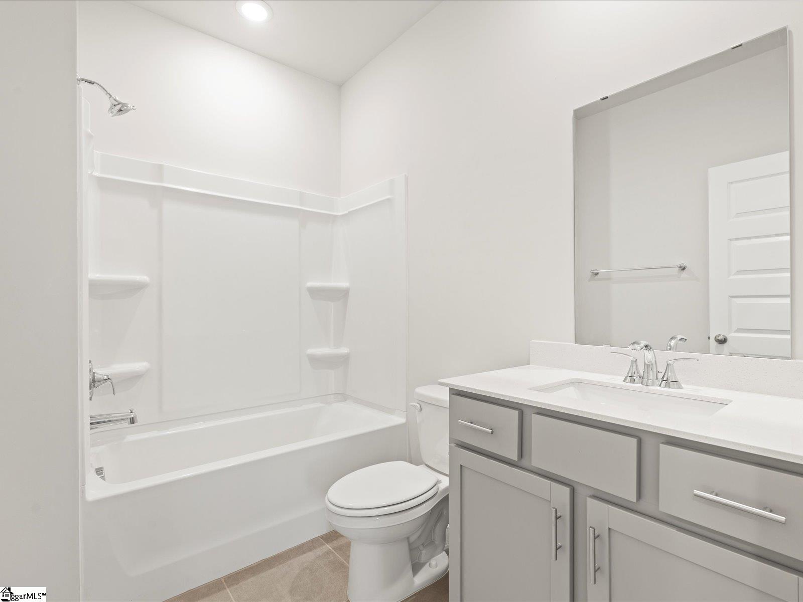 129 Gardner Avenue Gray Court, SC 29645
