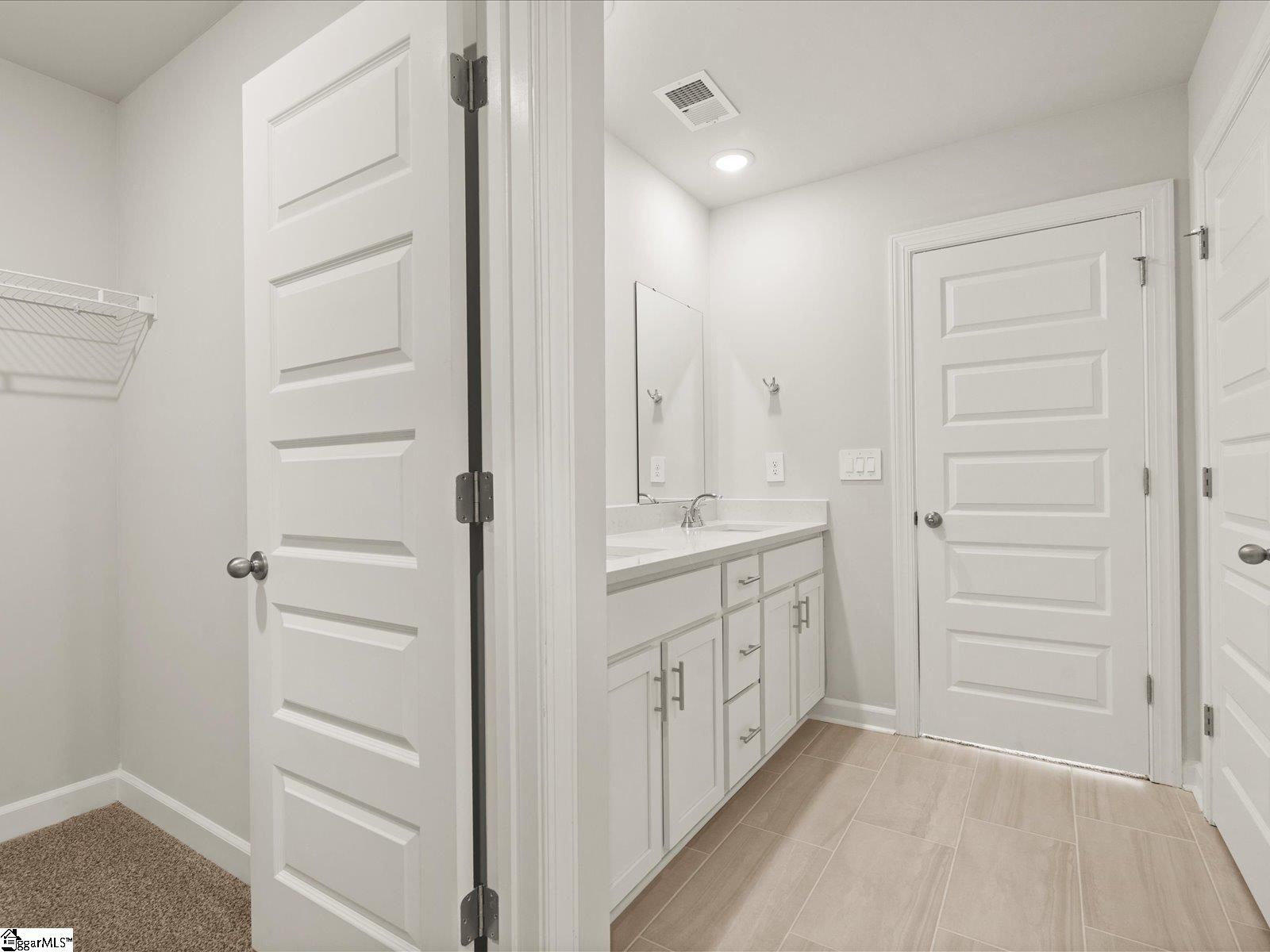 128 Gardner Avenue Gray Court, SC 29645
