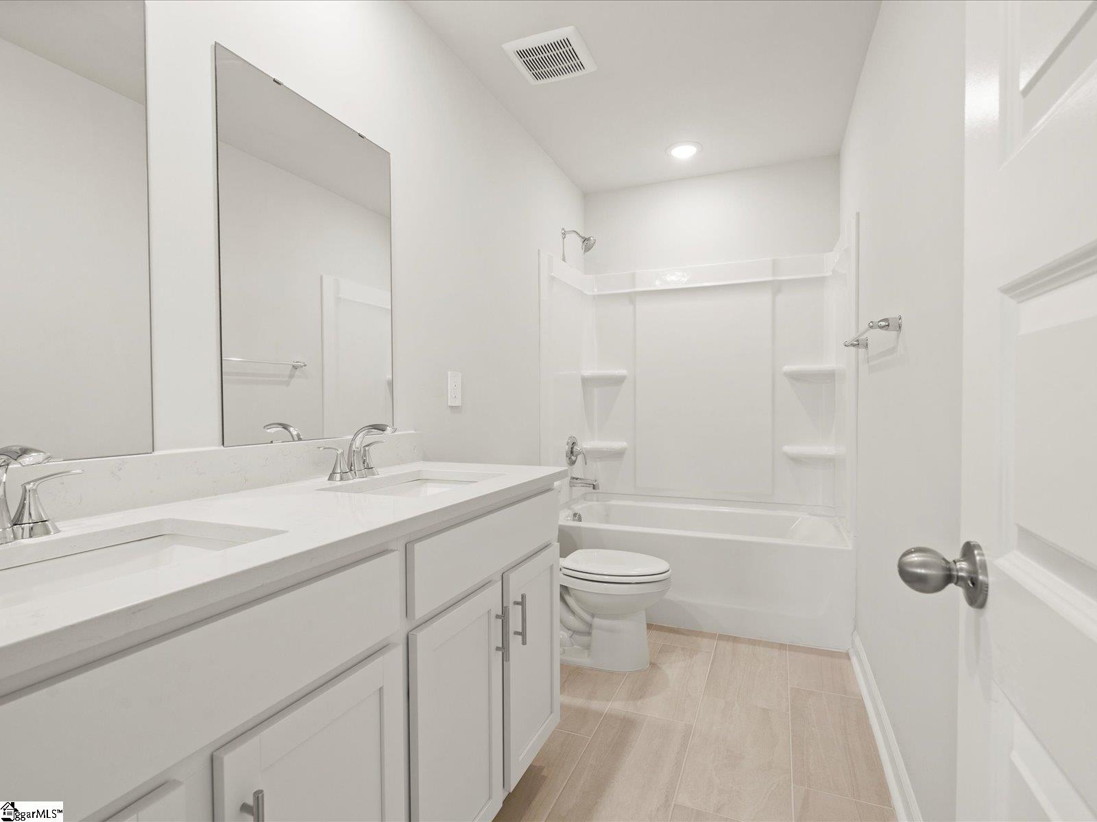 128 Gardner Avenue Gray Court, SC 29645