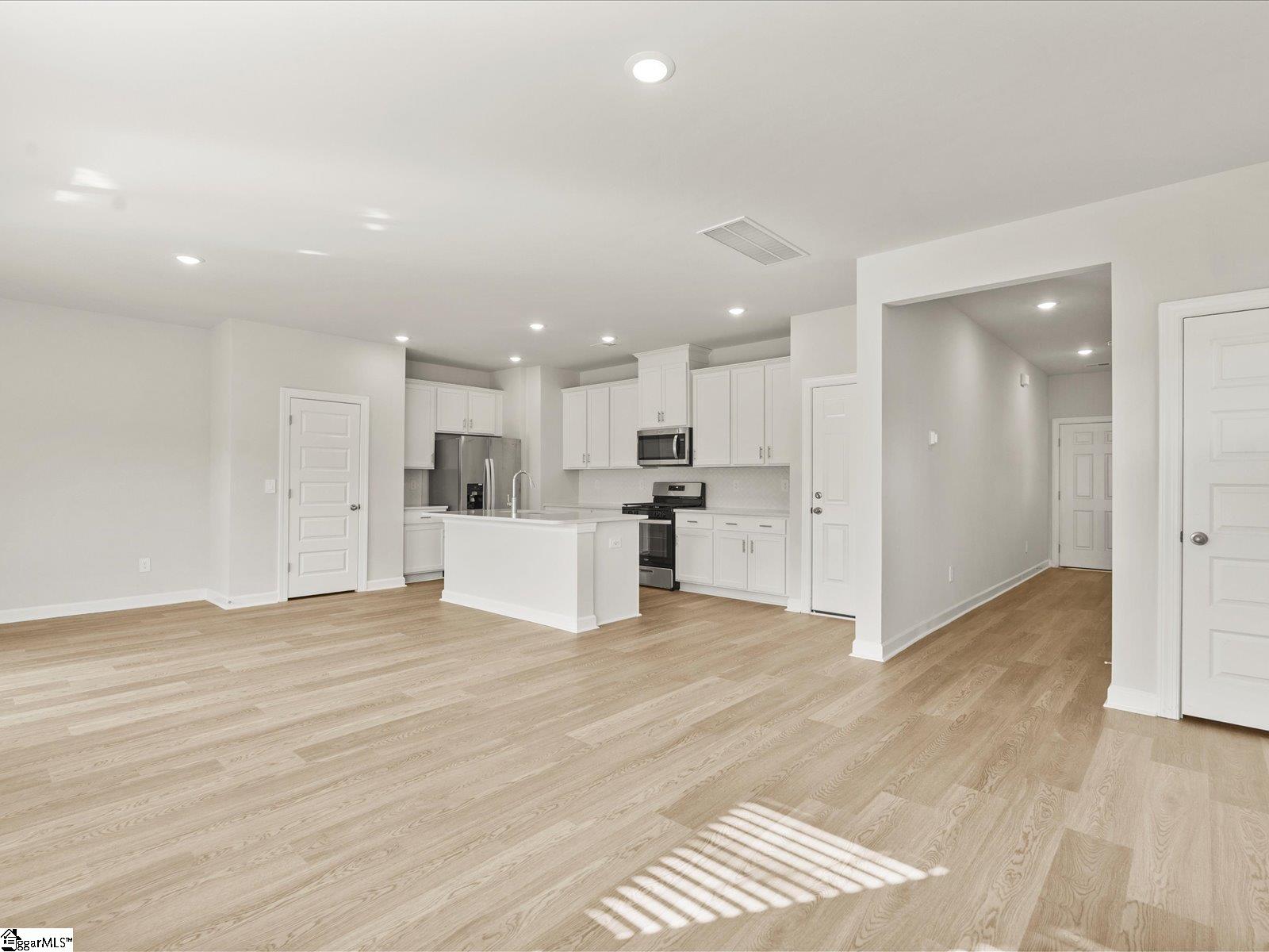 128 Gardner Avenue Gray Court, SC 29645