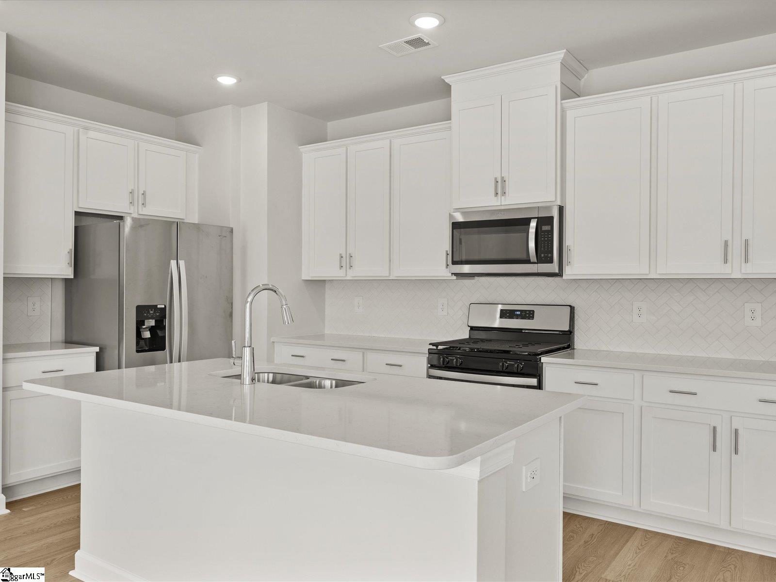 128 Gardner Avenue Gray Court, SC 29645