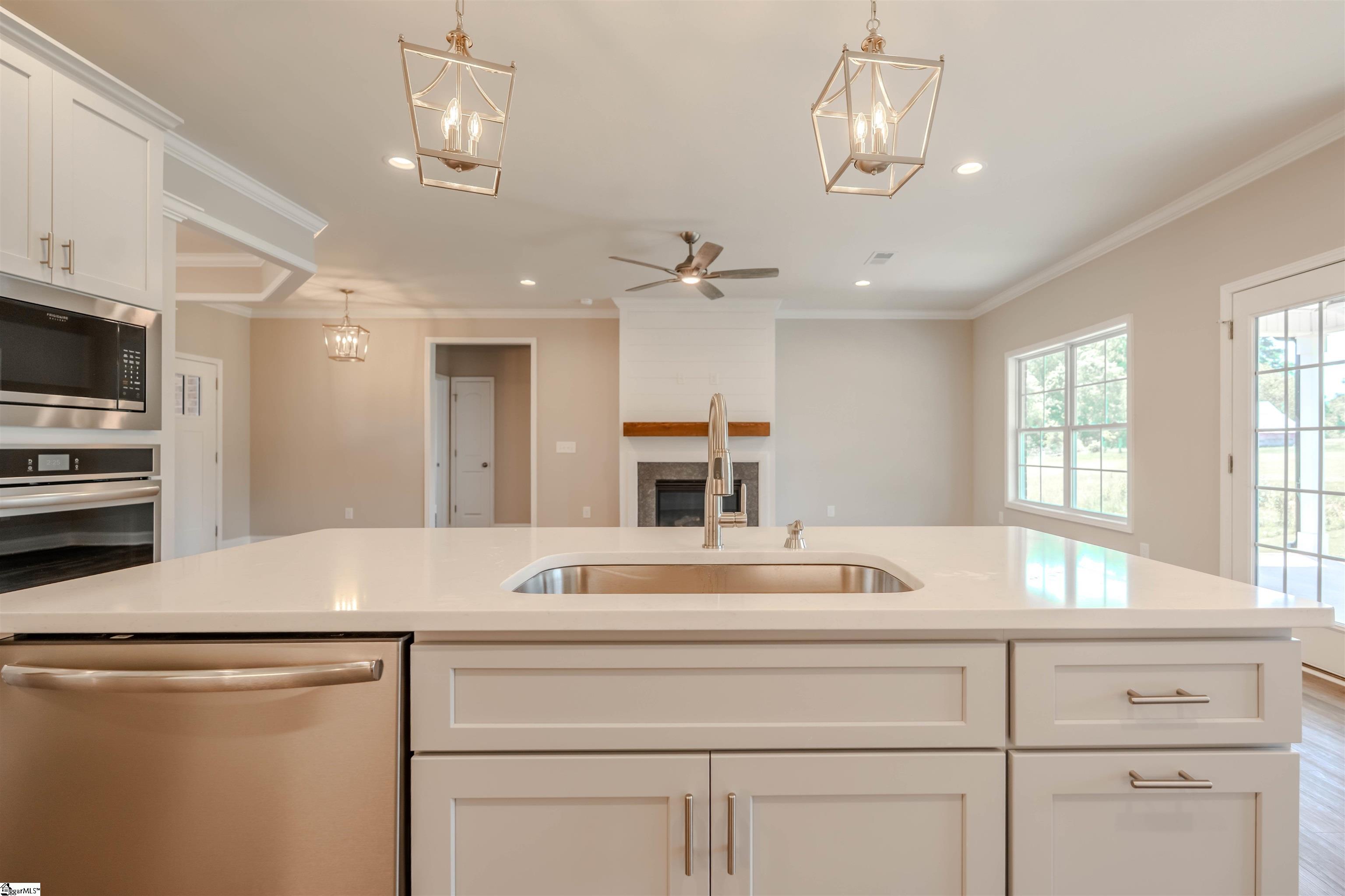 108 Willett Trail Taylors, SC 29687