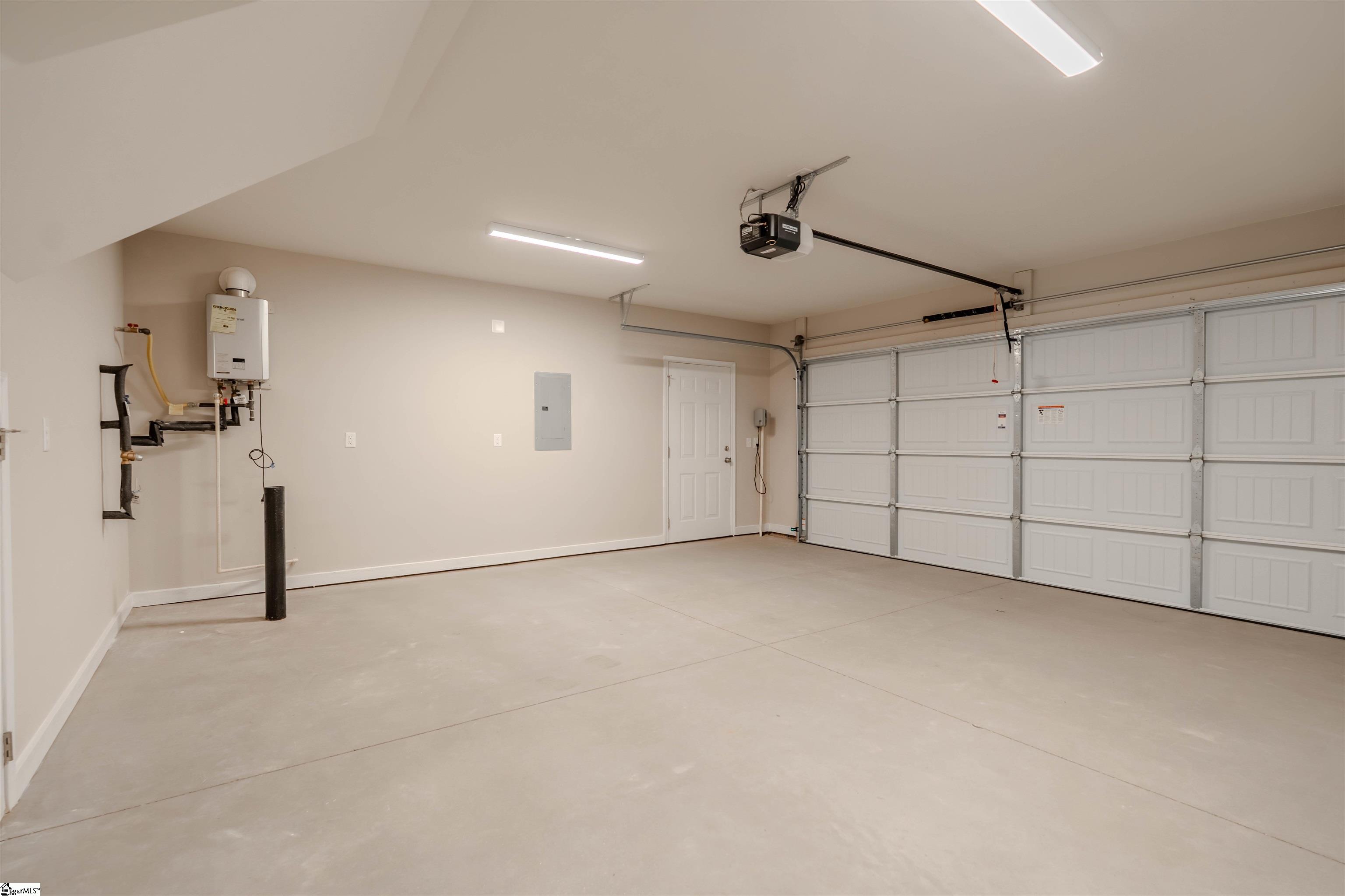 108 Willett Trail Taylors, SC 29687
