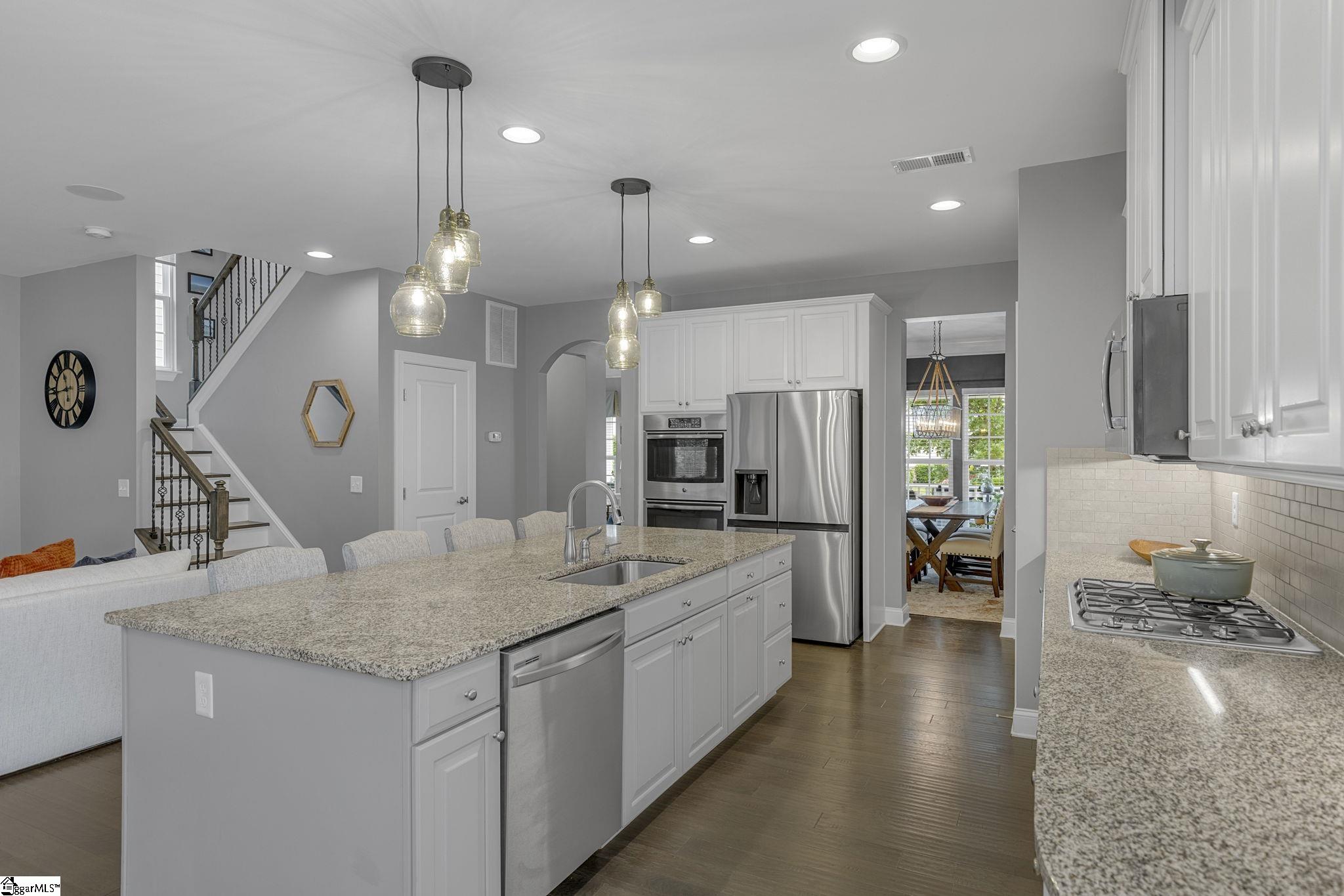 329 Algonquin Trail Greenville, SC 29607