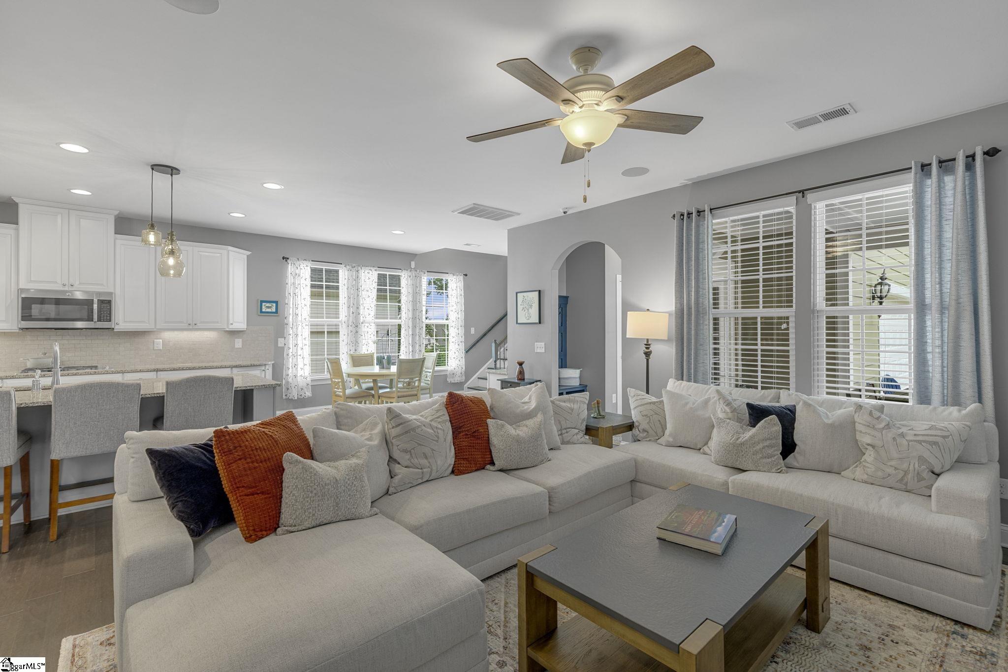 329 Algonquin Trail Greenville, SC 29607