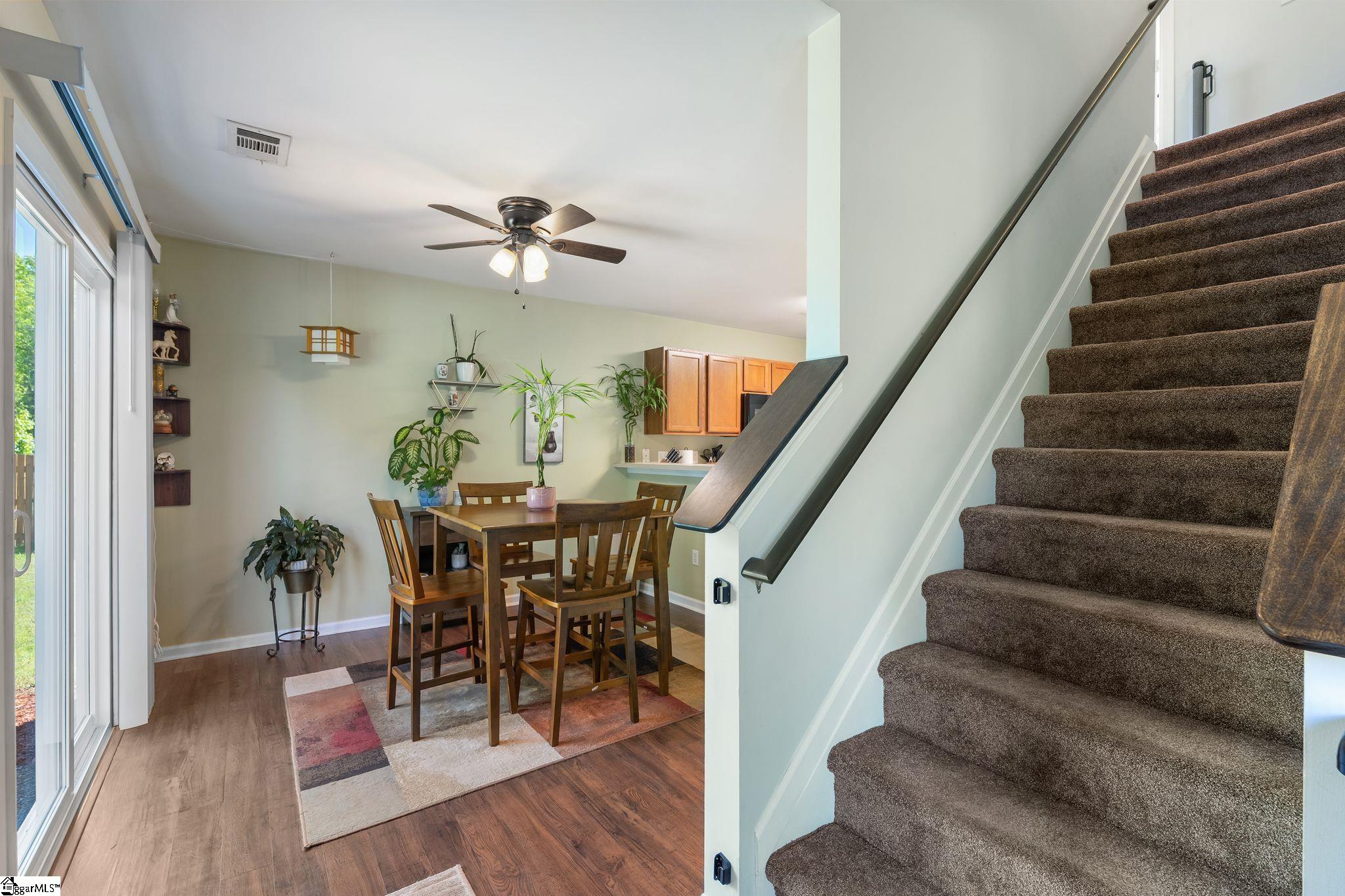 9 Hollow Tree Way Greenville, SC 29605-6430