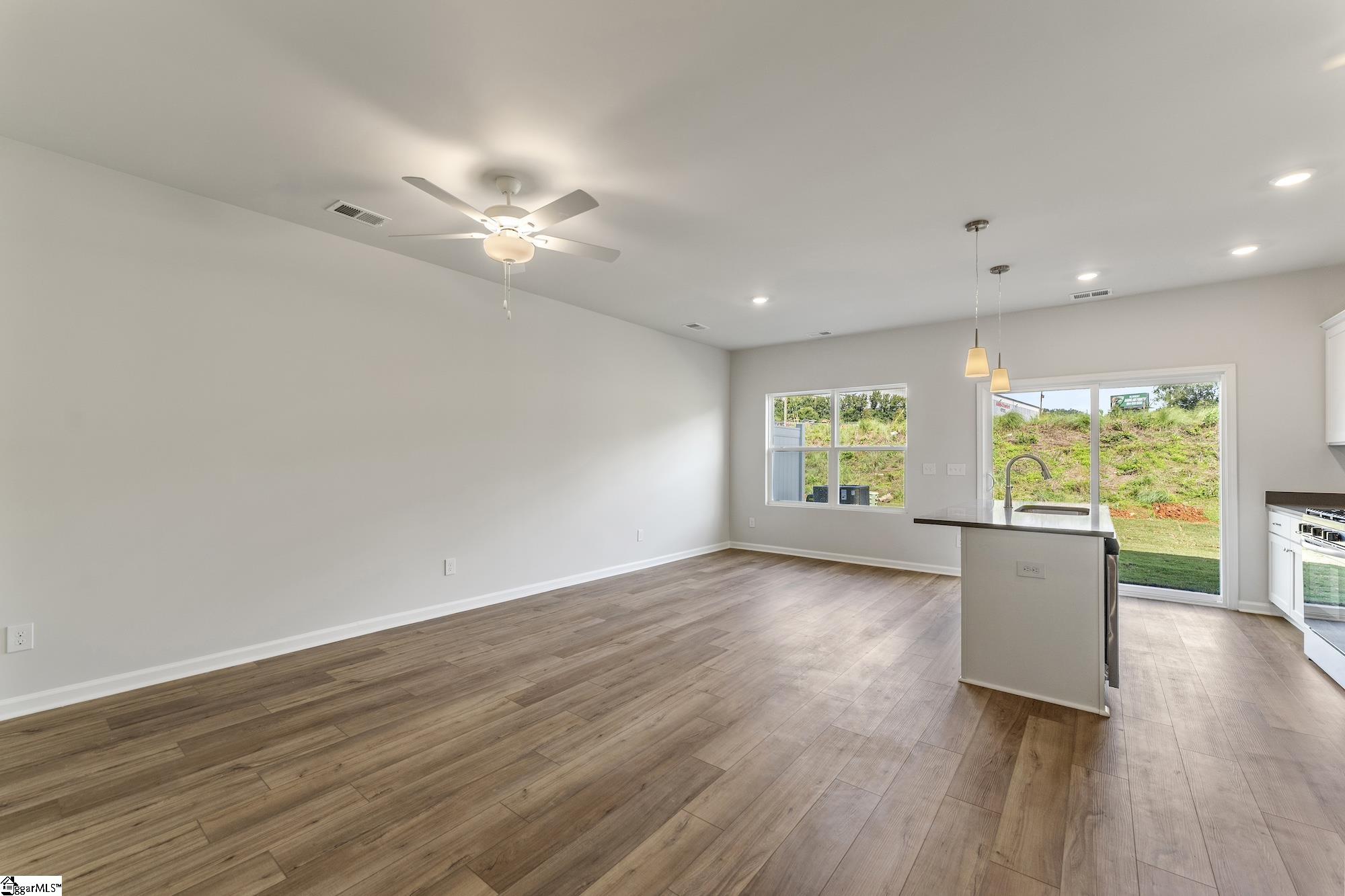 27 Nonnington Way Taylors, SC 29687