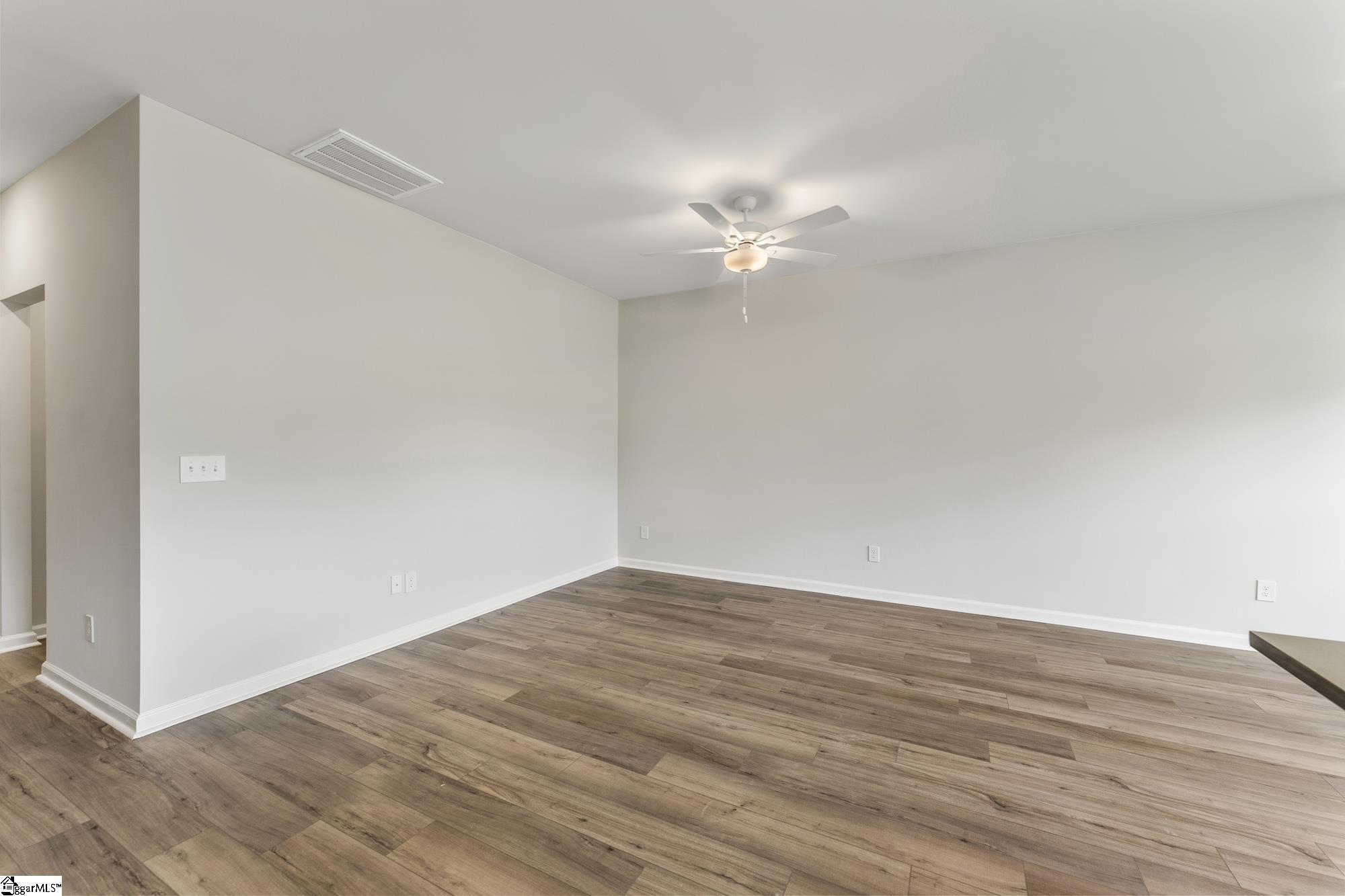 27 Nonnington Way Taylors, SC 29687