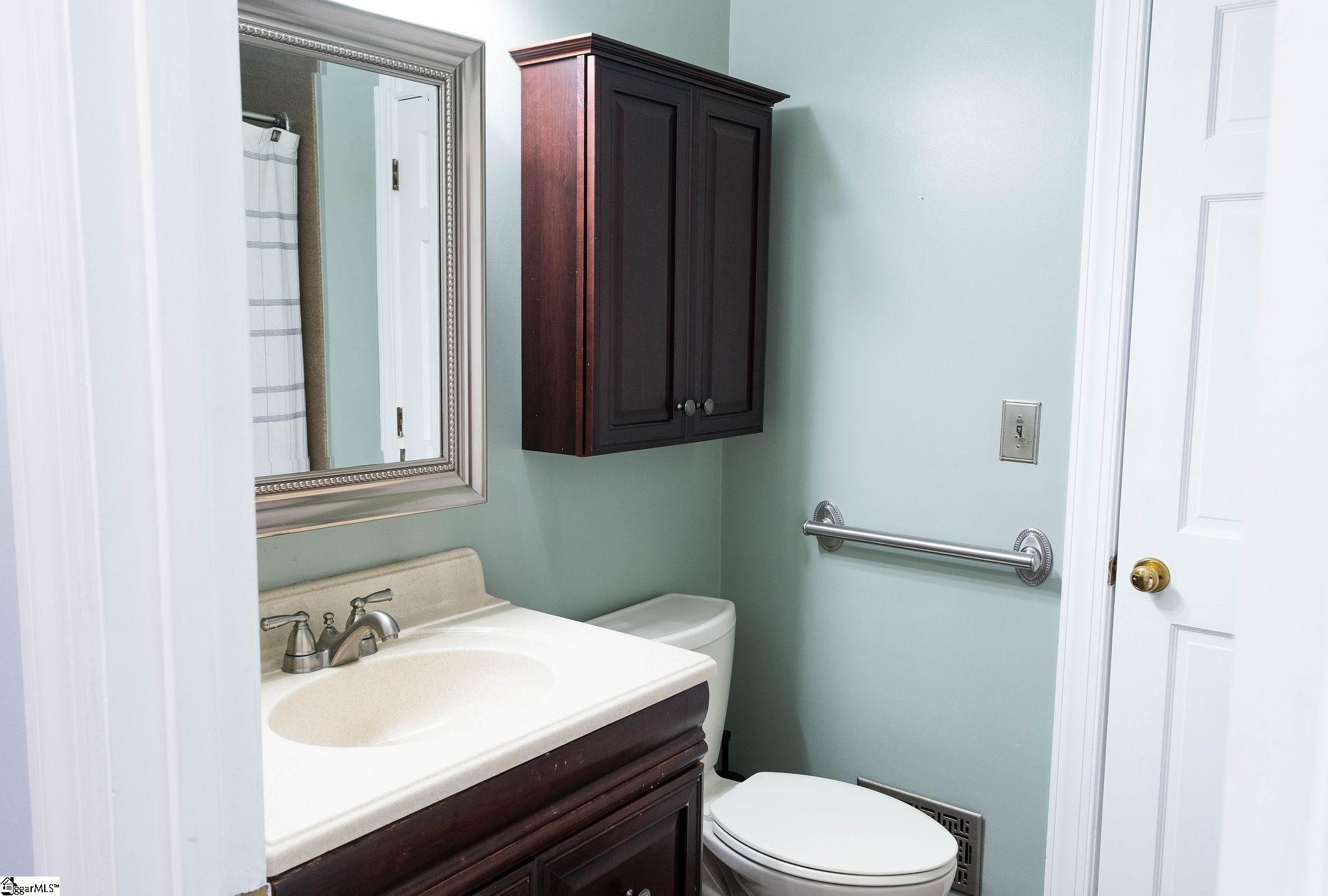 106 Knoll Creek Drive Simpsonville, SC 29680