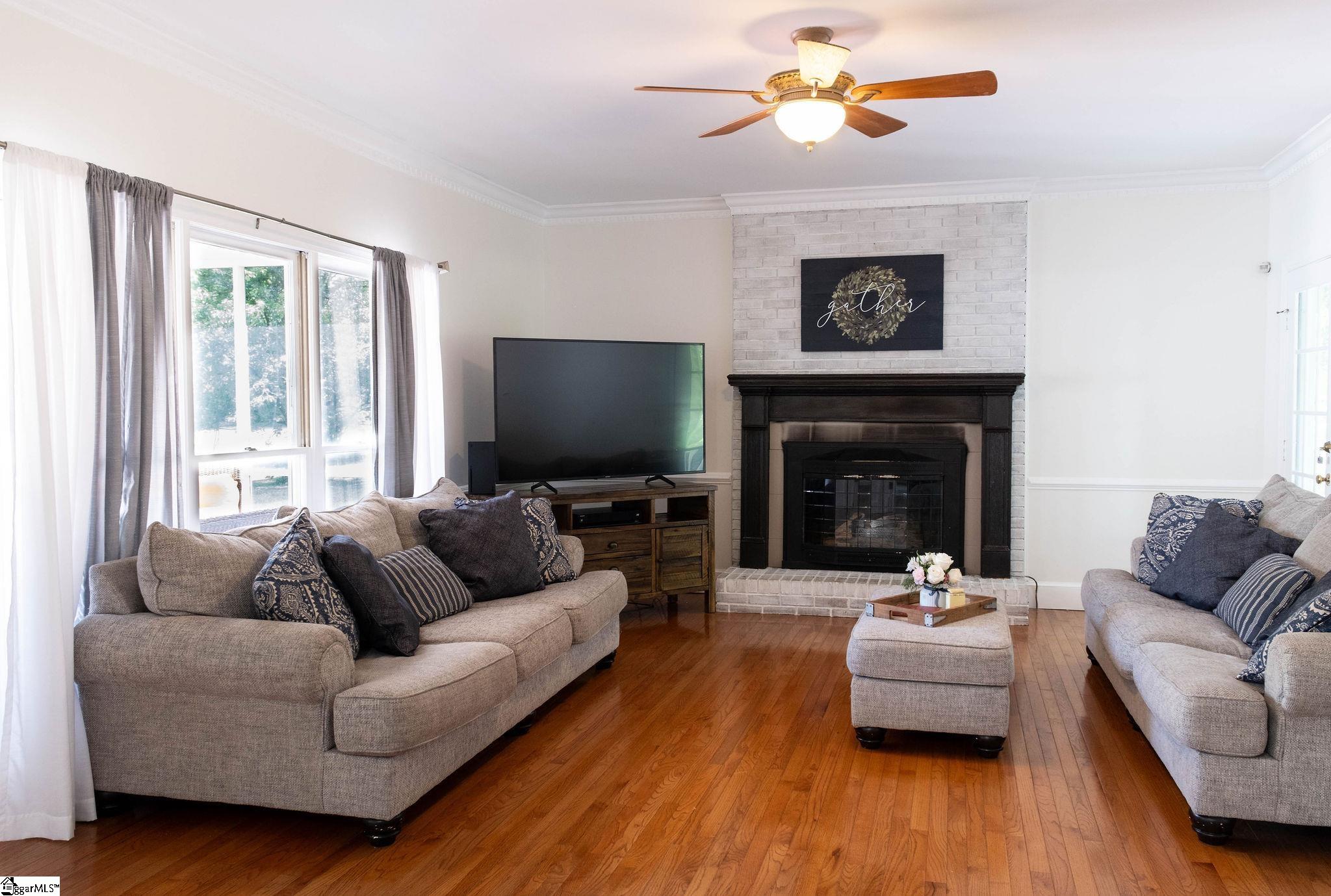 106 Knoll Creek Drive Simpsonville, SC 29680