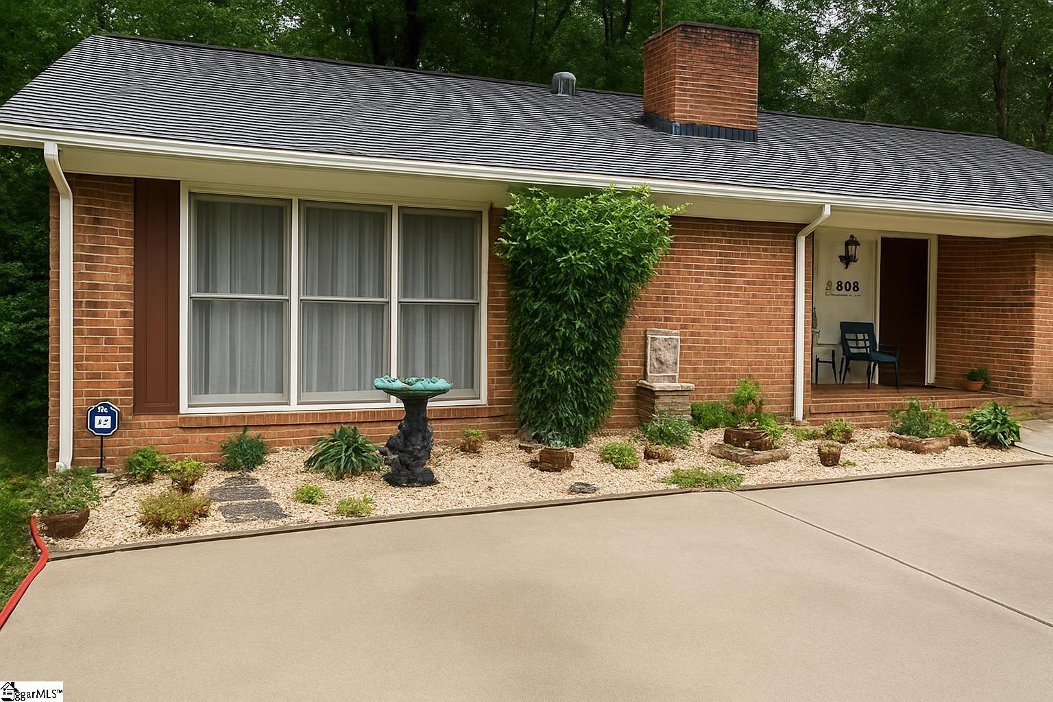 223 Covington Road Greenville, SC 29617-2007