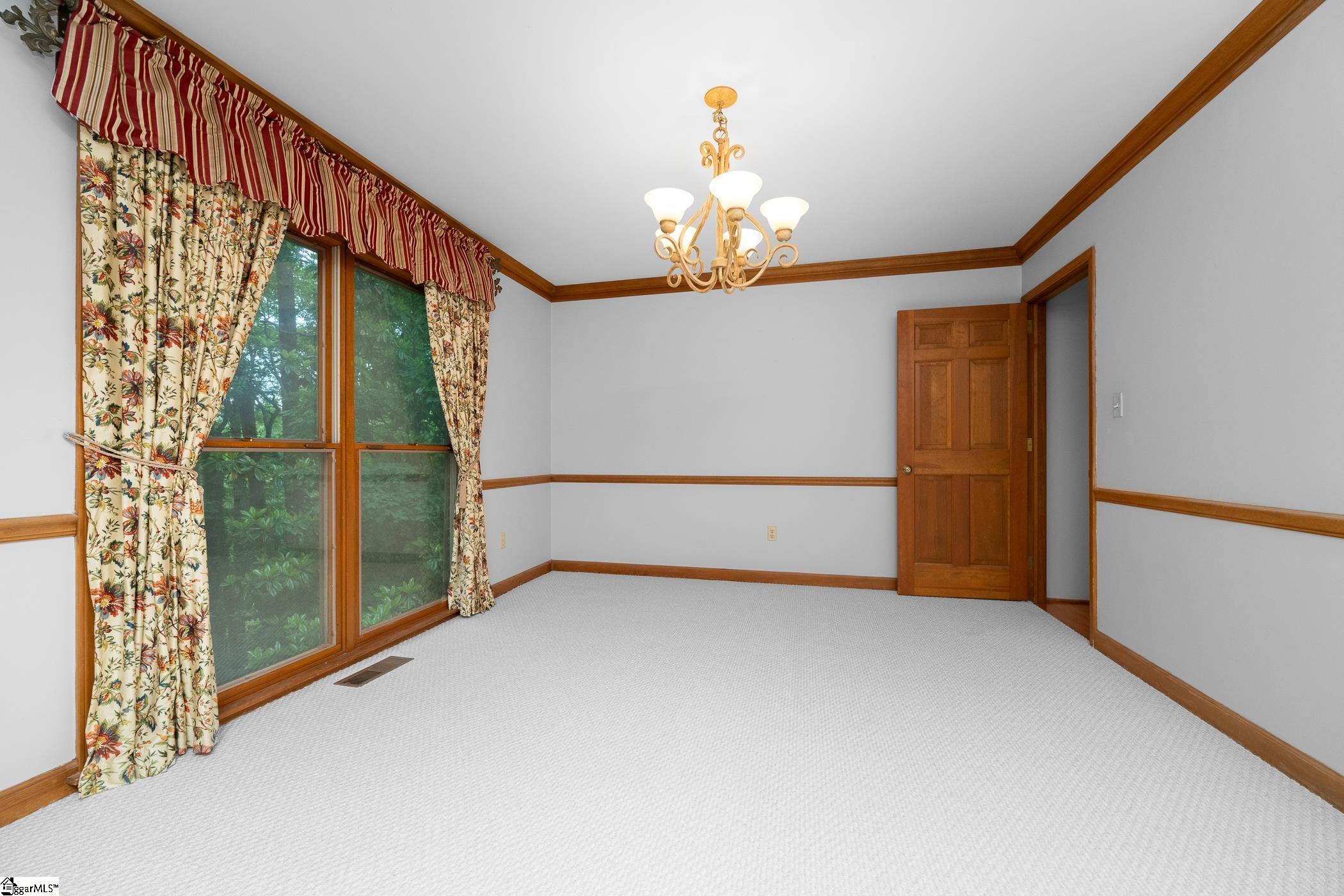 223 Covington Road Greenville, SC 29617-2007
