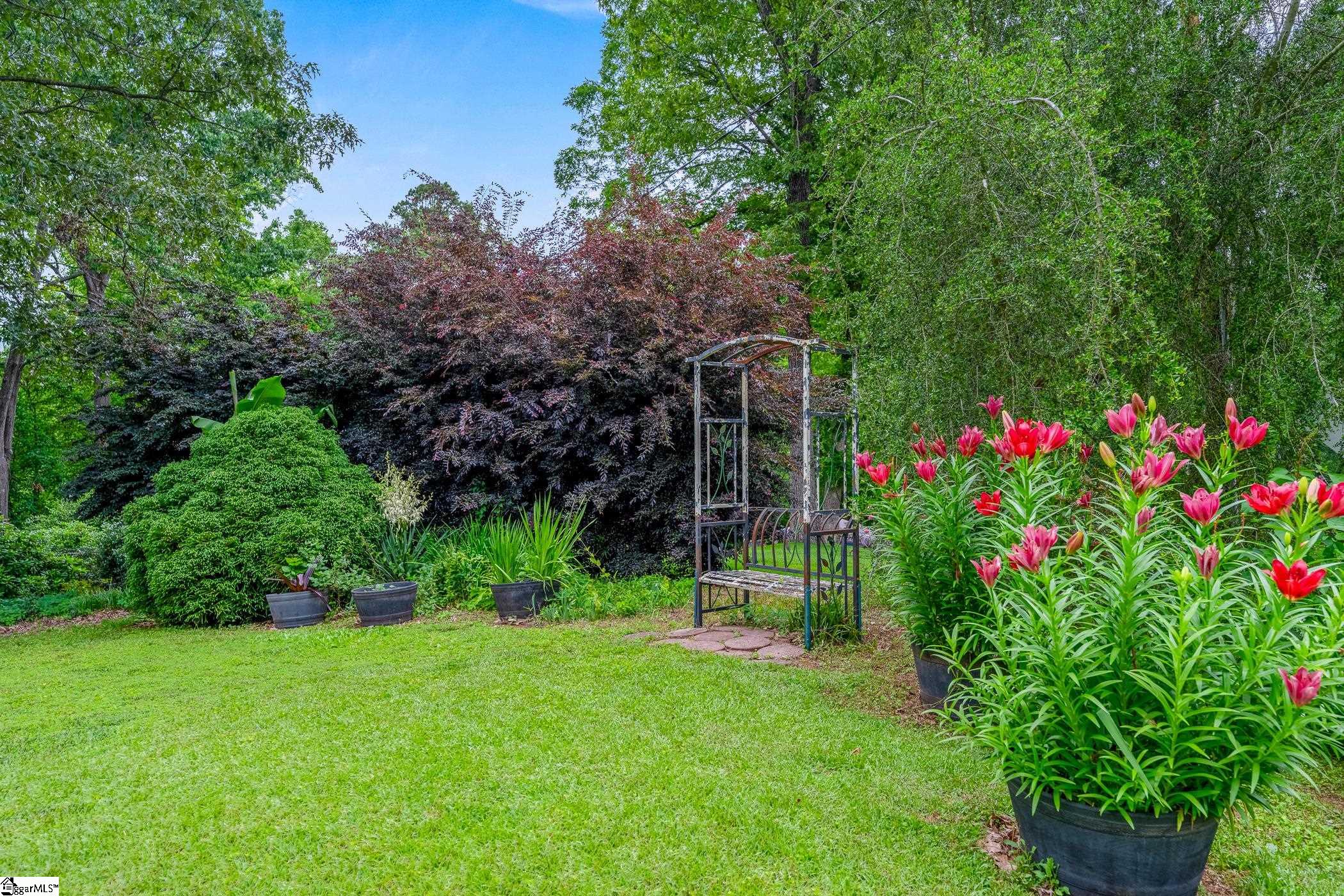 223 Covington Road Greenville, SC 29617-2007