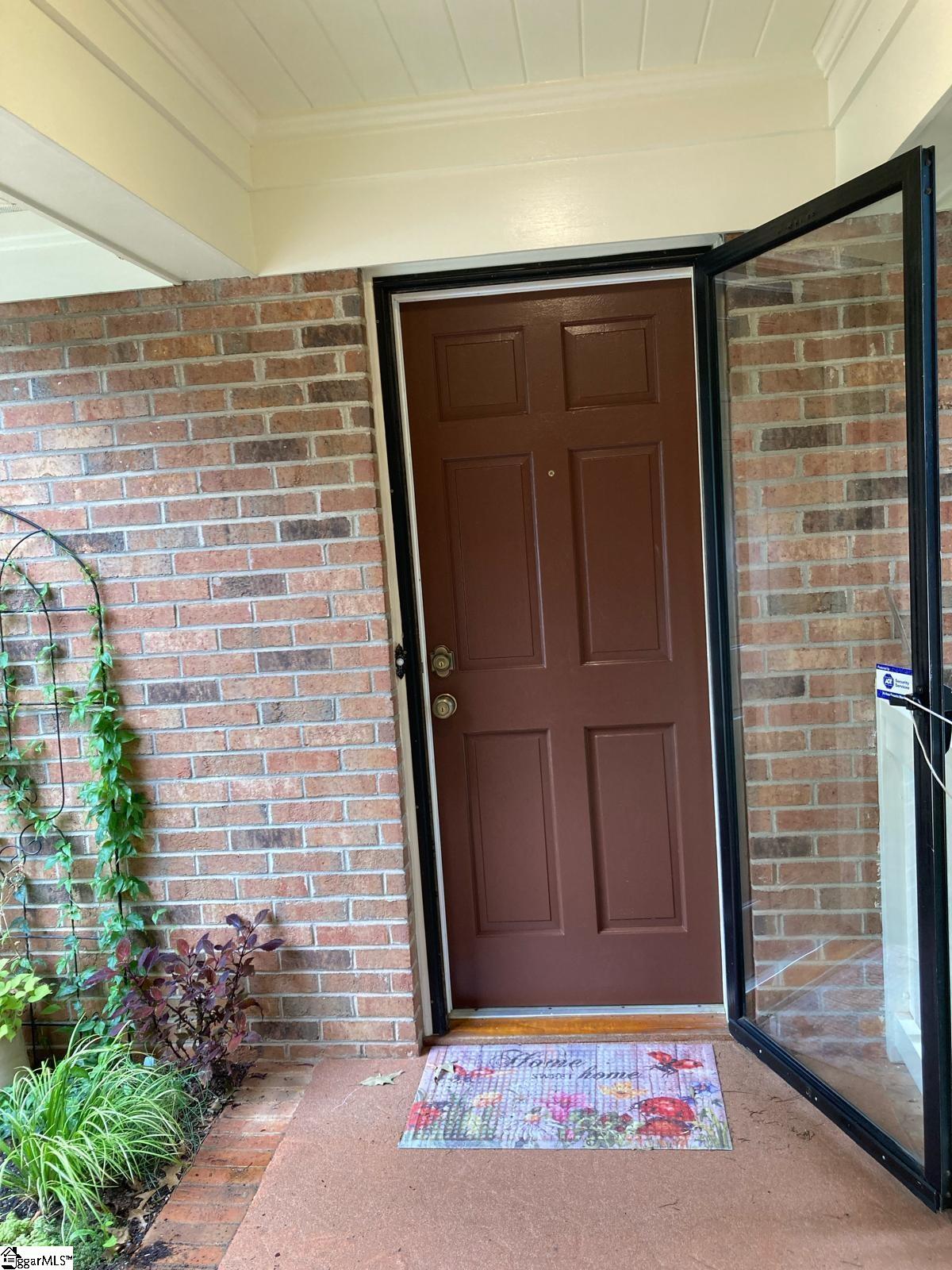 223 Covington Road Greenville, SC 29617-2007
