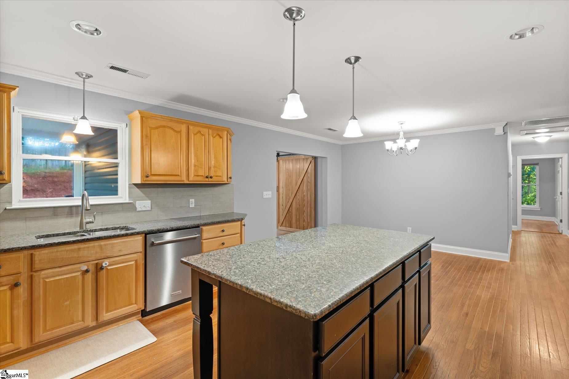38 Jesse Court Taylors, SC 29687-6714