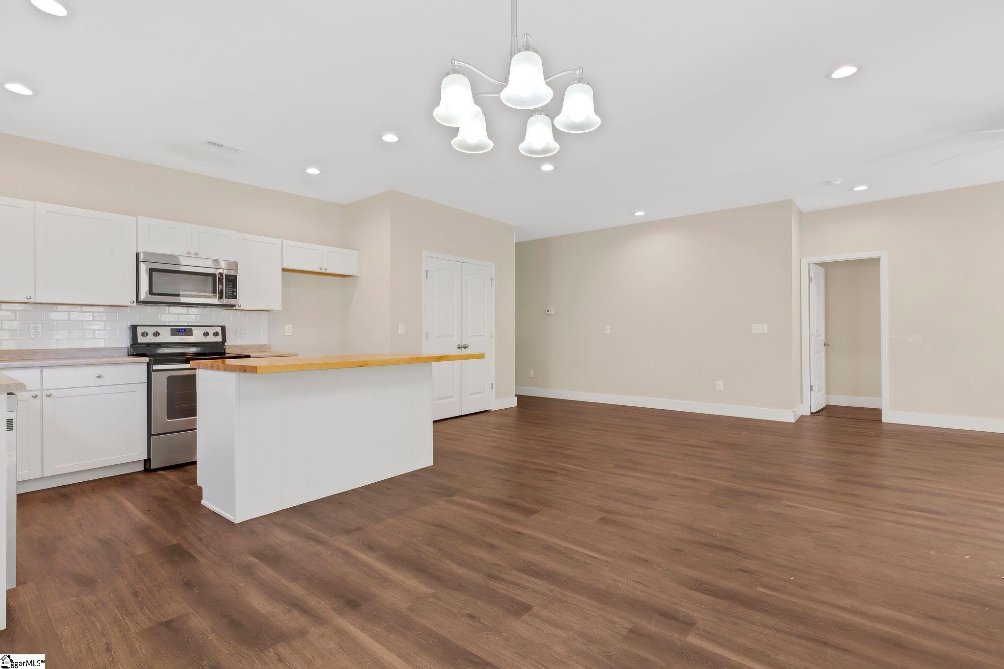 184 Sandifer Road Spartanburg, SC 29303-5416