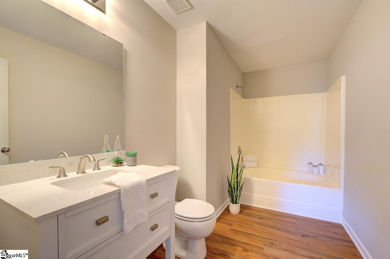 212 Riverbreeze Road Greenville, SC 29611