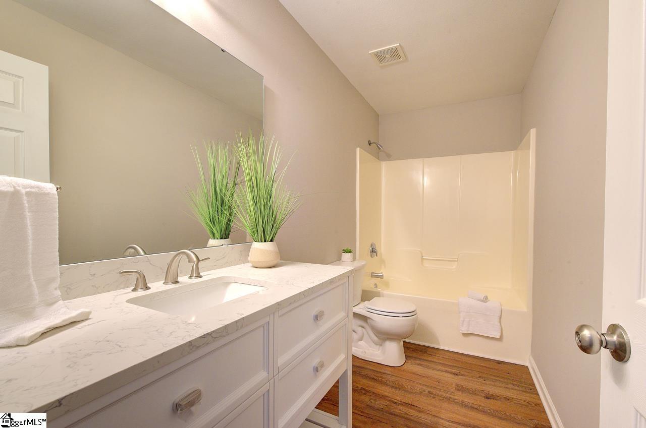 212 Riverbreeze Road Greenville, SC 29611