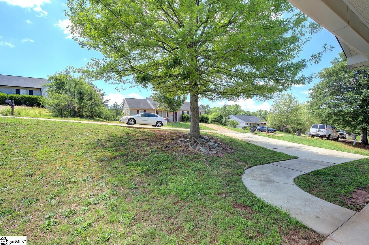 212 Riverbreeze Road Greenville, SC 29611