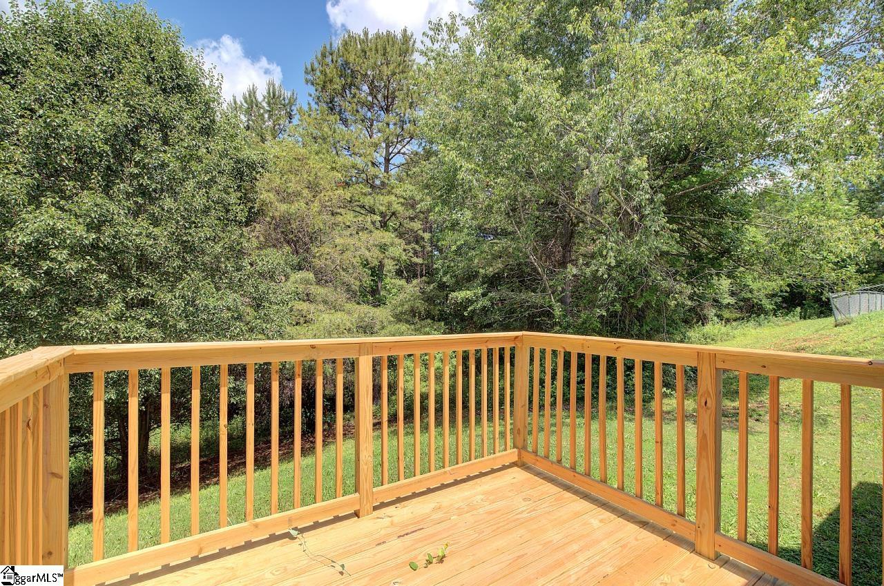 212 Riverbreeze Road Greenville, SC 29611