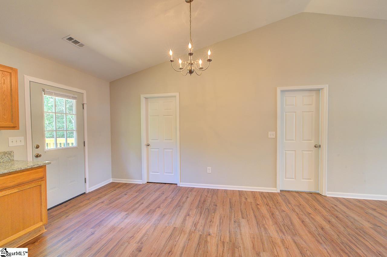 212 Riverbreeze Road Greenville, SC 29611