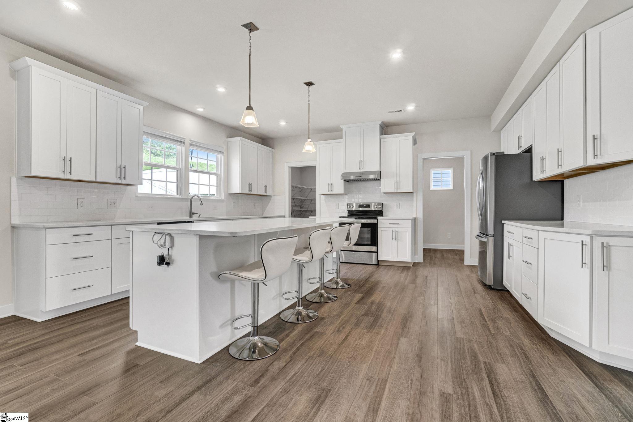 245 Chinook Drive Greenville, SC 29607