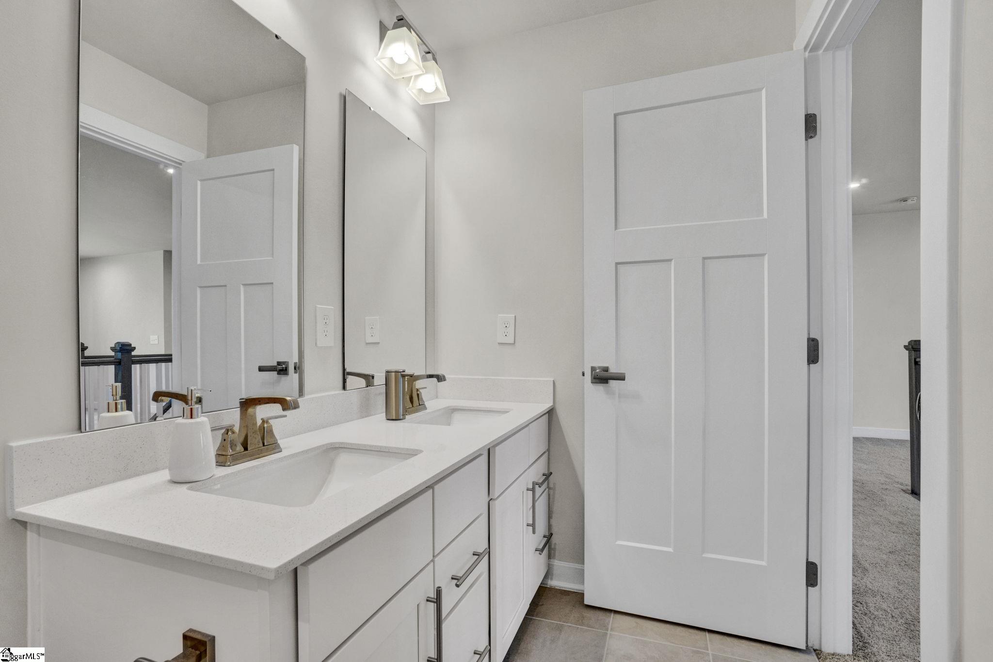 245 Chinook Drive Greenville, SC 29607