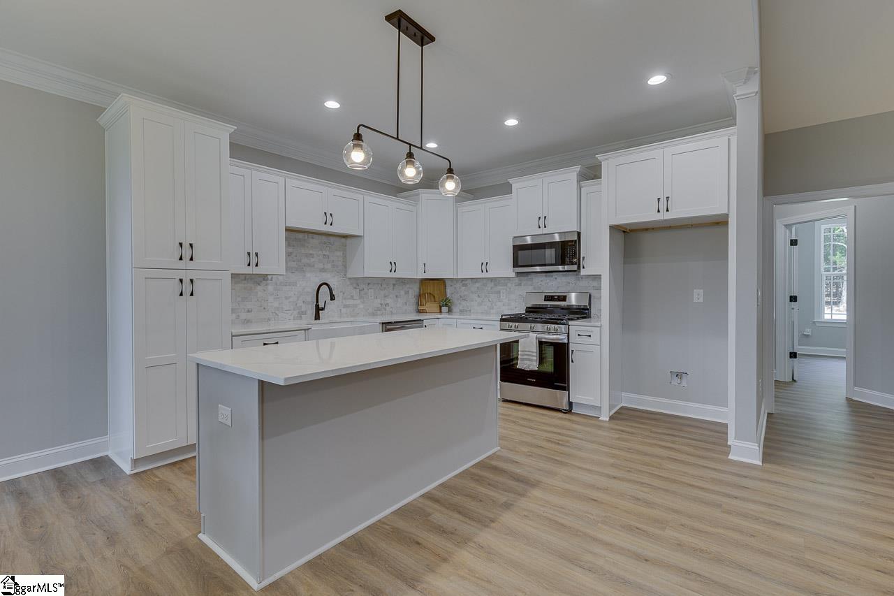 629 Mountain View Road Williamston, SC 29697