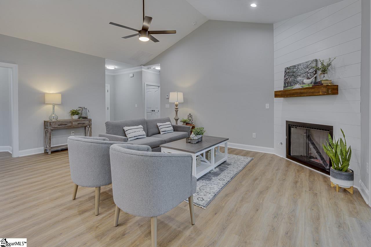 629 Mountain View Road Williamston, SC 29697