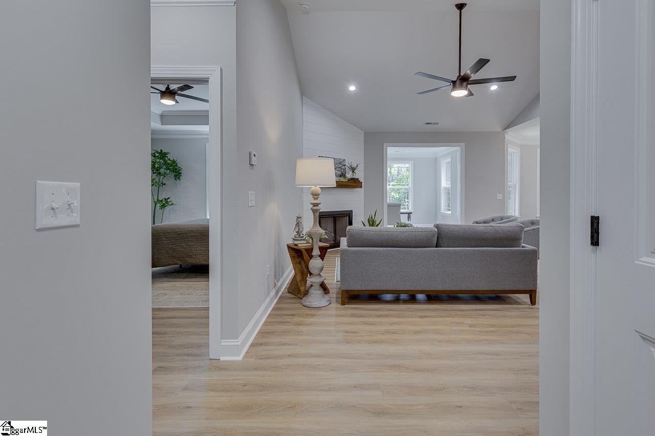 629 Mountain View Road Williamston, SC 29697