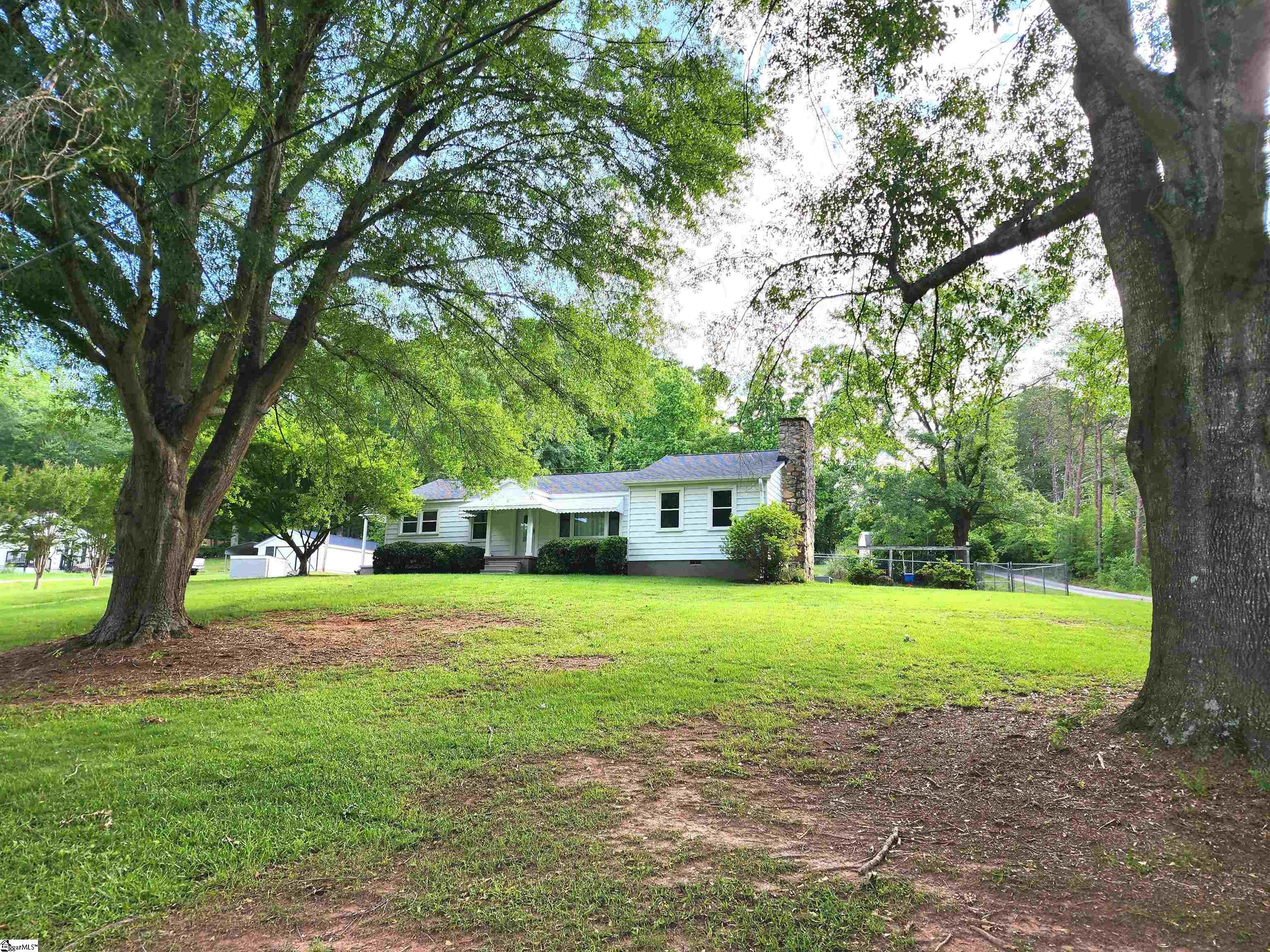 1104 Robert P Jeanes Road Easley, SC 29640