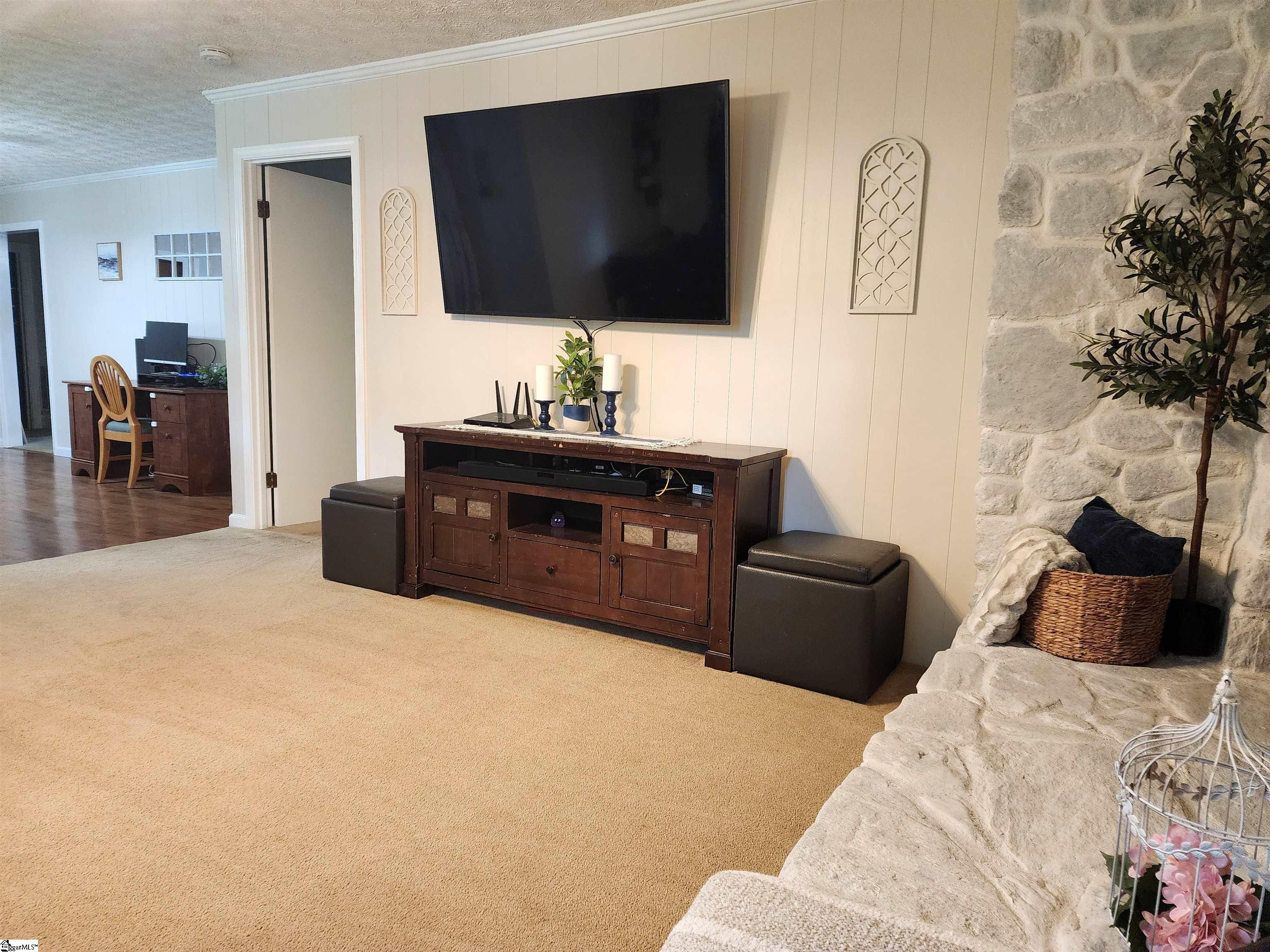 1104 Robert P Jeanes Road Easley, SC 29640