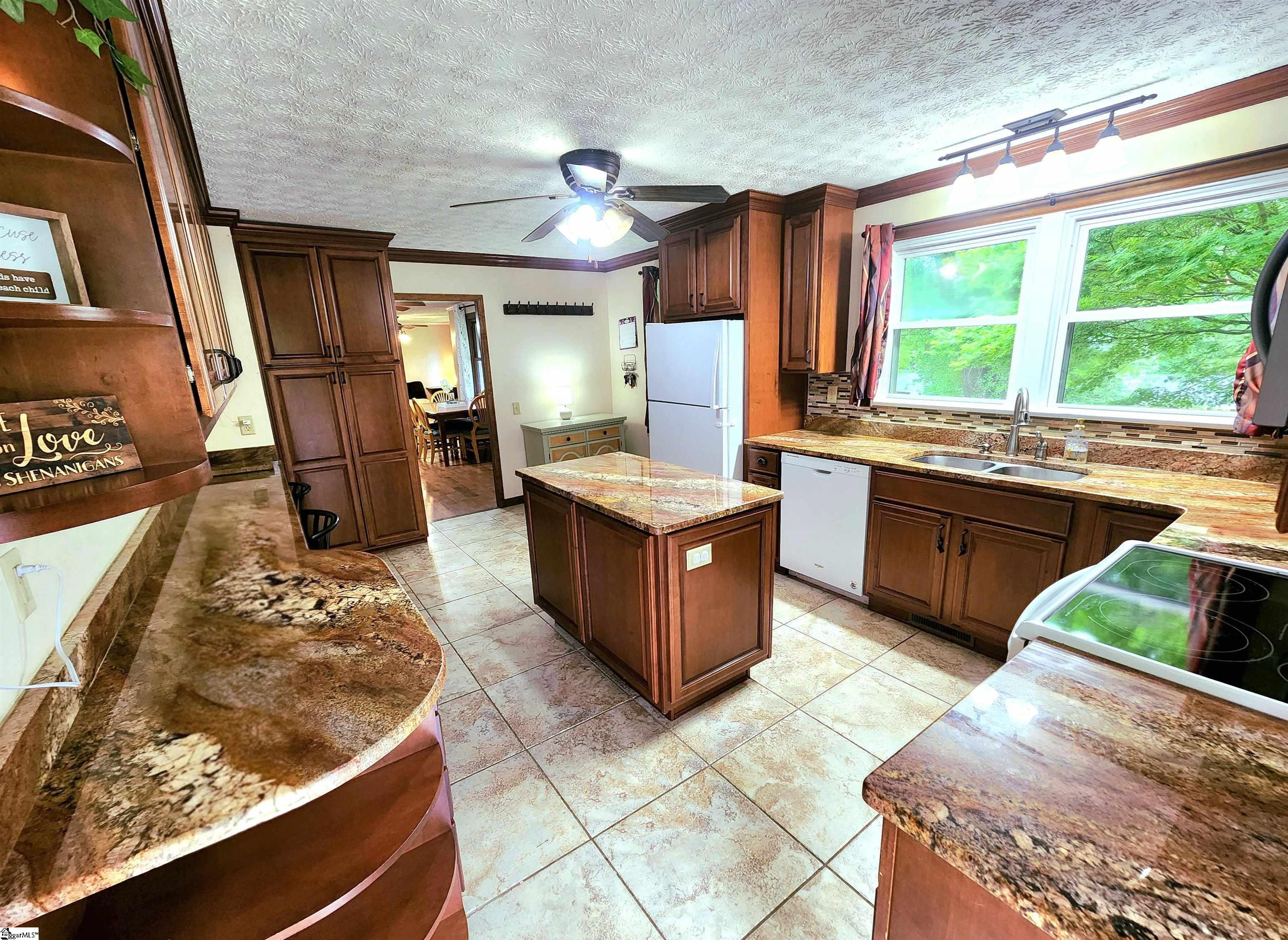 1104 Robert P Jeanes Road Easley, SC 29640