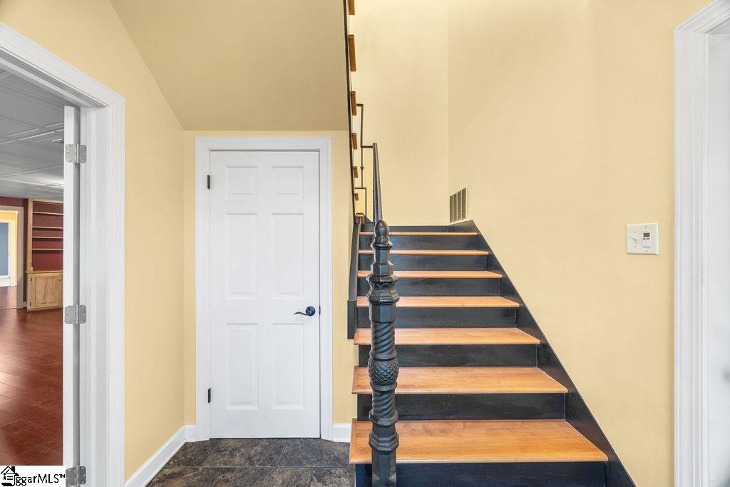 511 Shorecrest Drive Clemson, SC 29631-1477