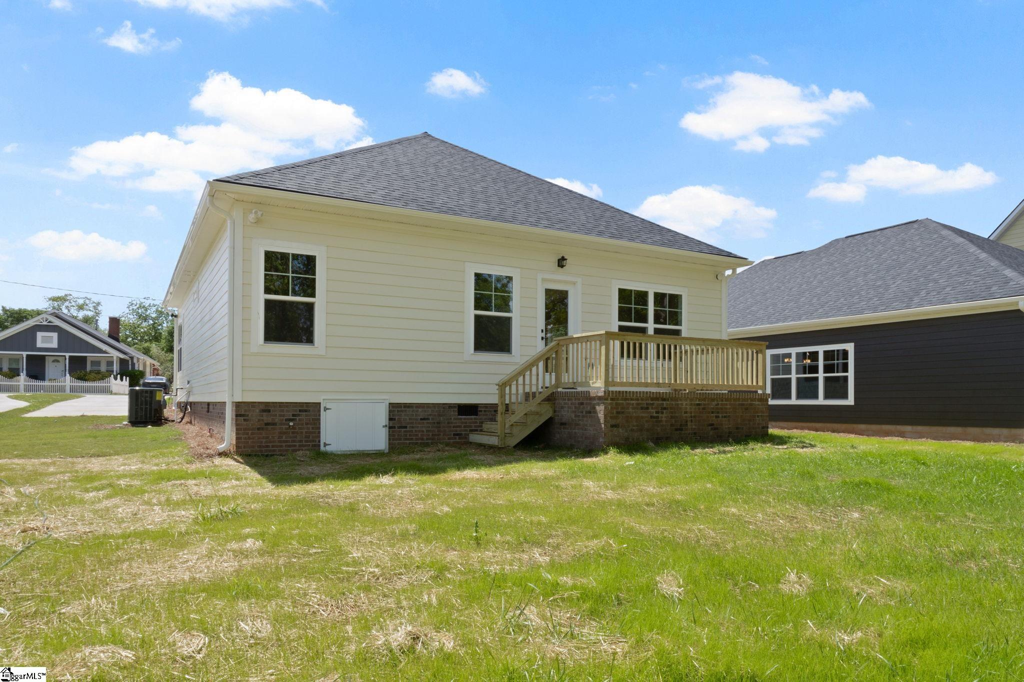 18 N Georgia Avenue Greenville, SC 29611