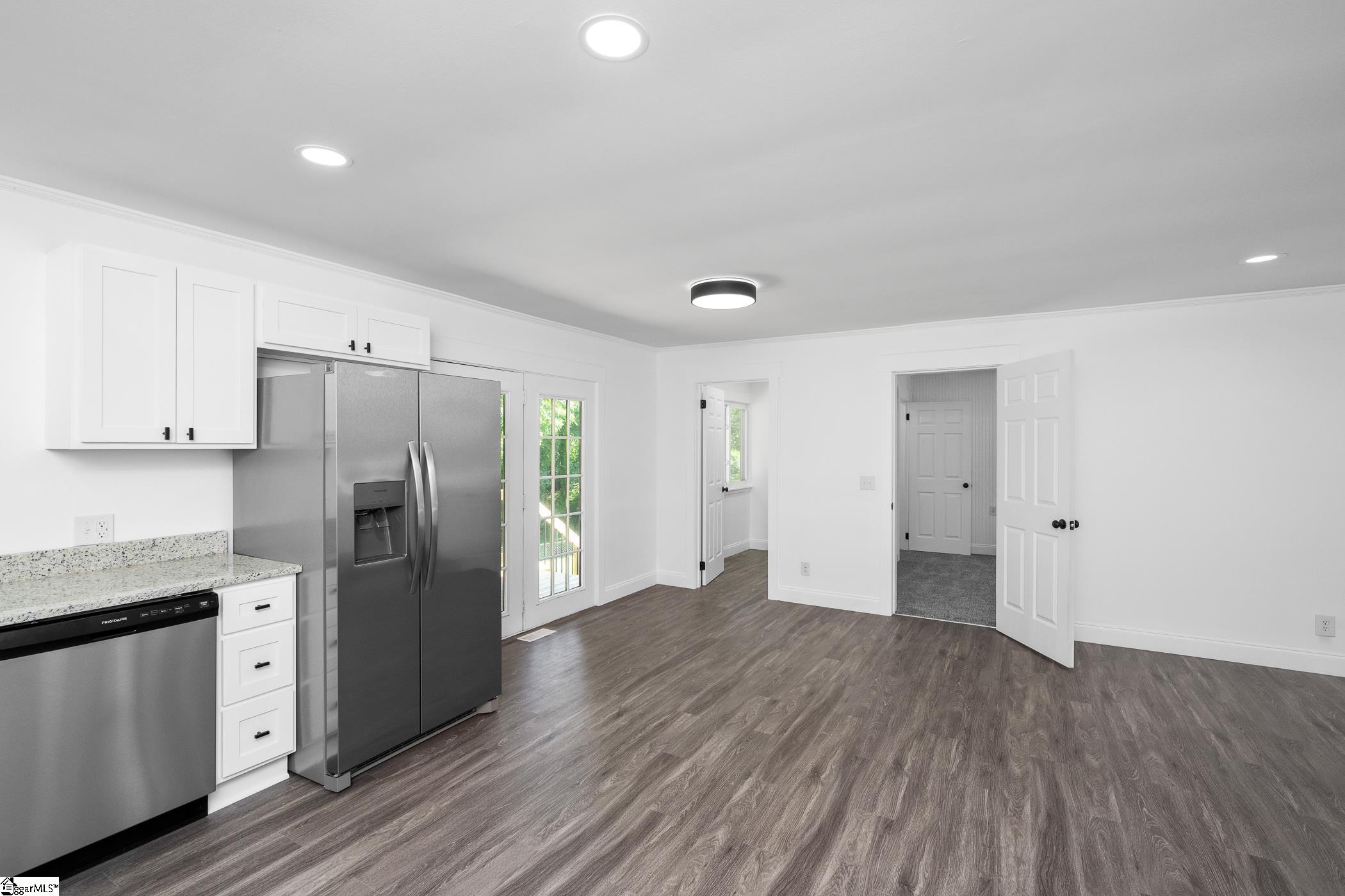 6 Glen Haven Court Greenville, SC 29611