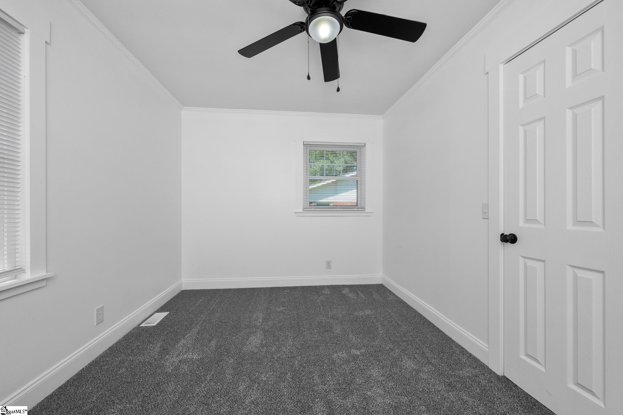6 Glen Haven Court Greenville, SC 29611