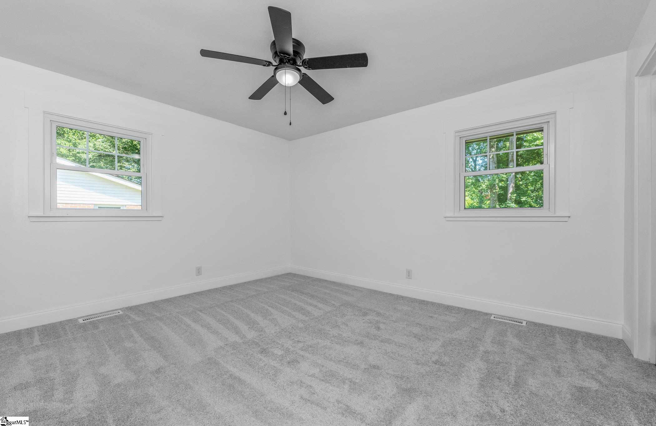 6 Glen Haven Court Greenville, SC 29611