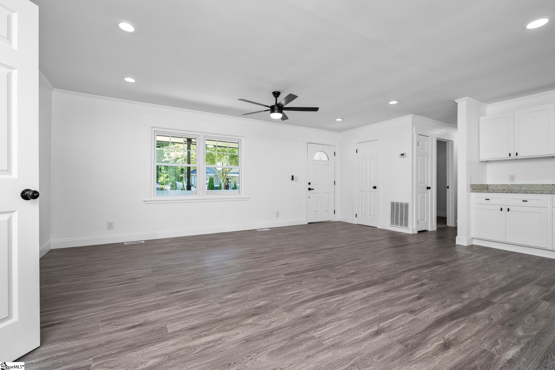6 Glen Haven Court Greenville, SC 29611